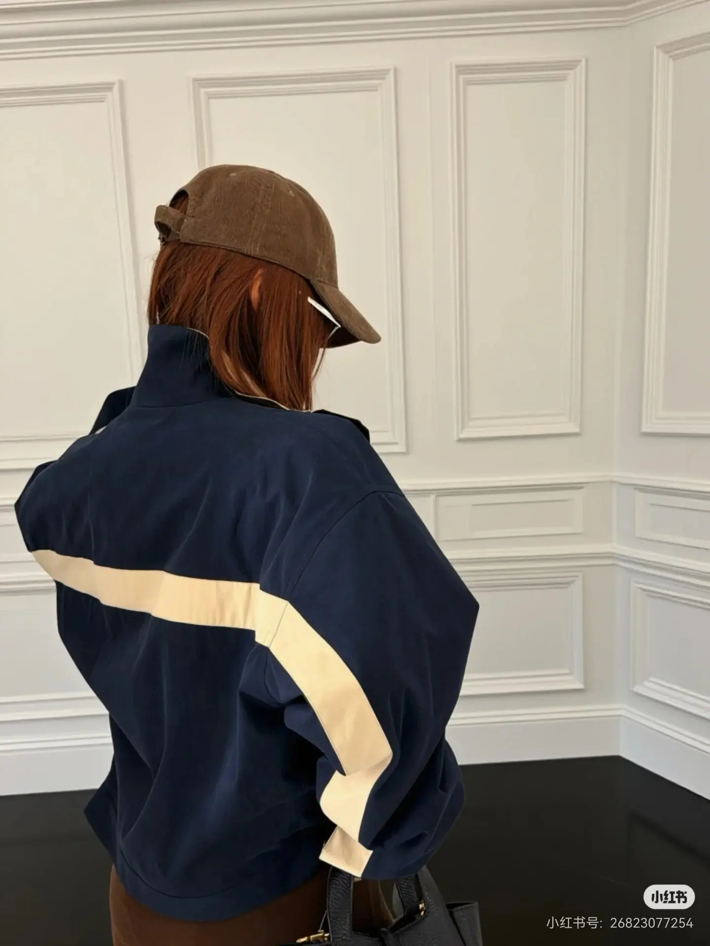 Contrast Stripe Embroidered Track Jacket D23522338 — view 8