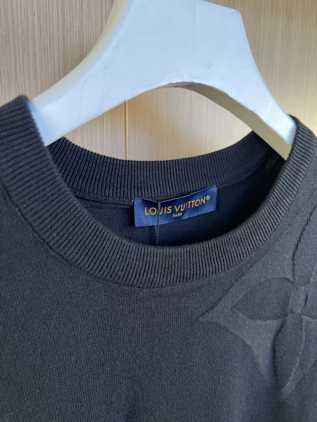 Monogram Embossed Knit T-Shirt D24019262 — view 2