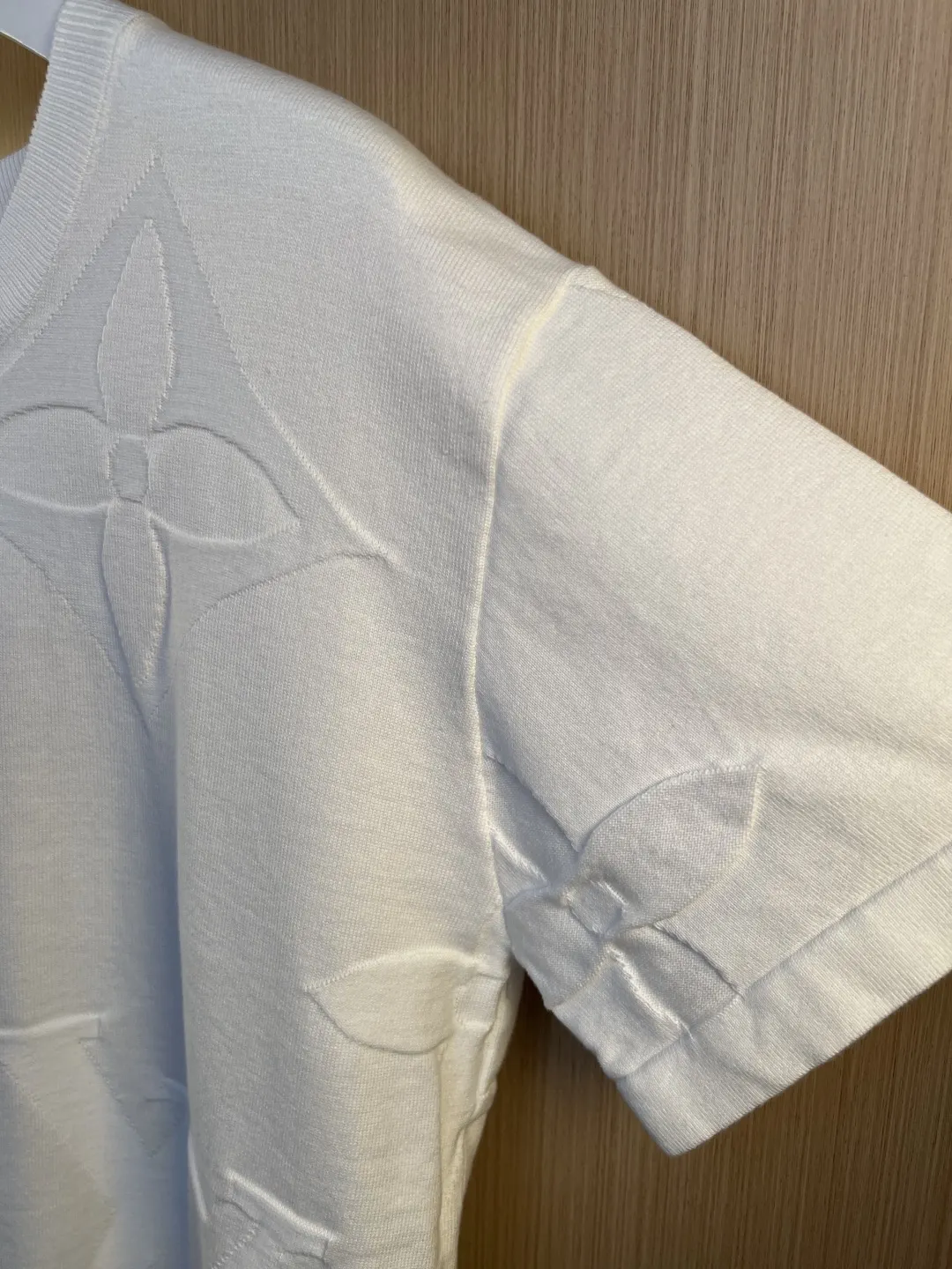 Monogram Embossed Knit T-Shirt D24019261 — view 4