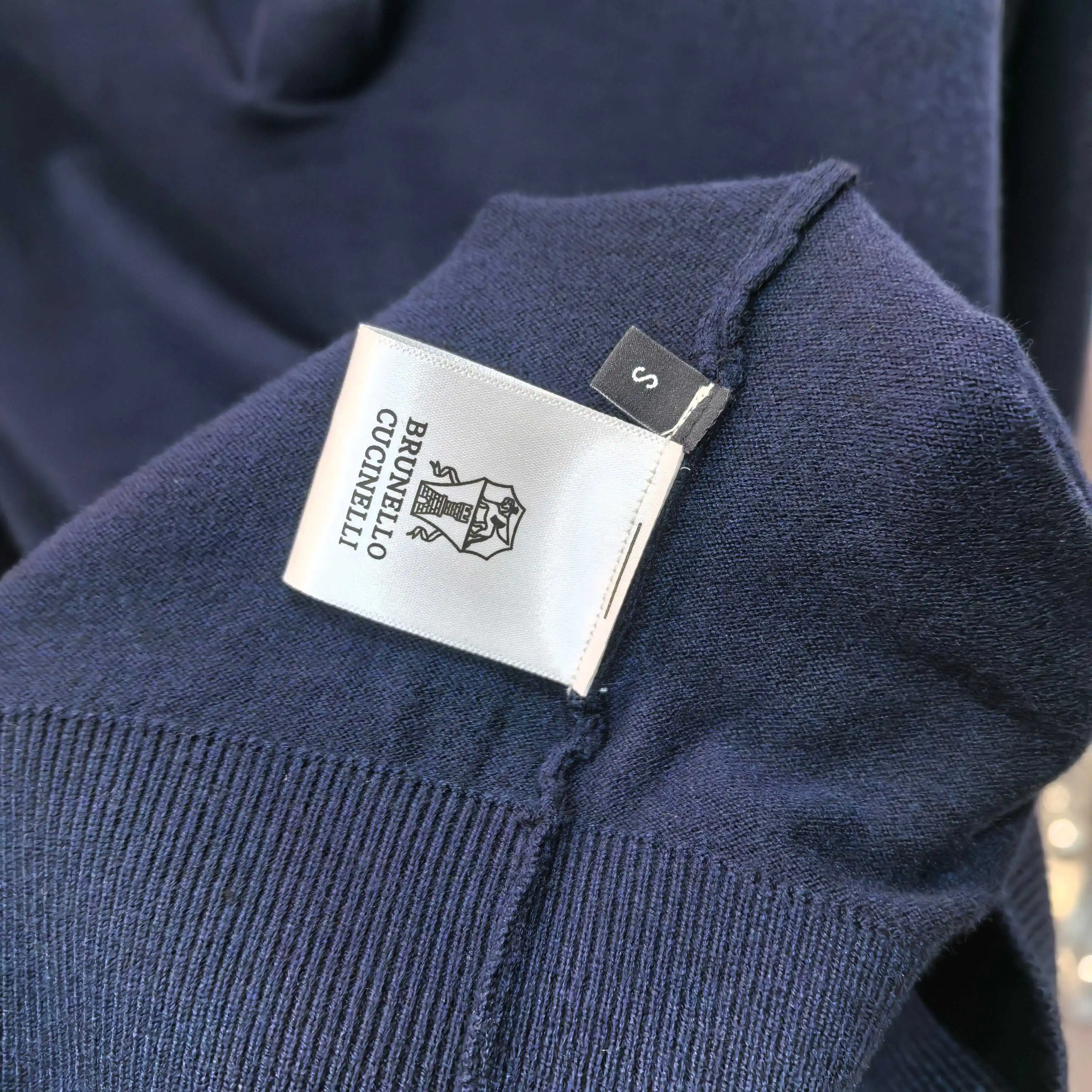 Silk and Wool-Blend Long-Sleeve Knit Polo D25022358 — view 5