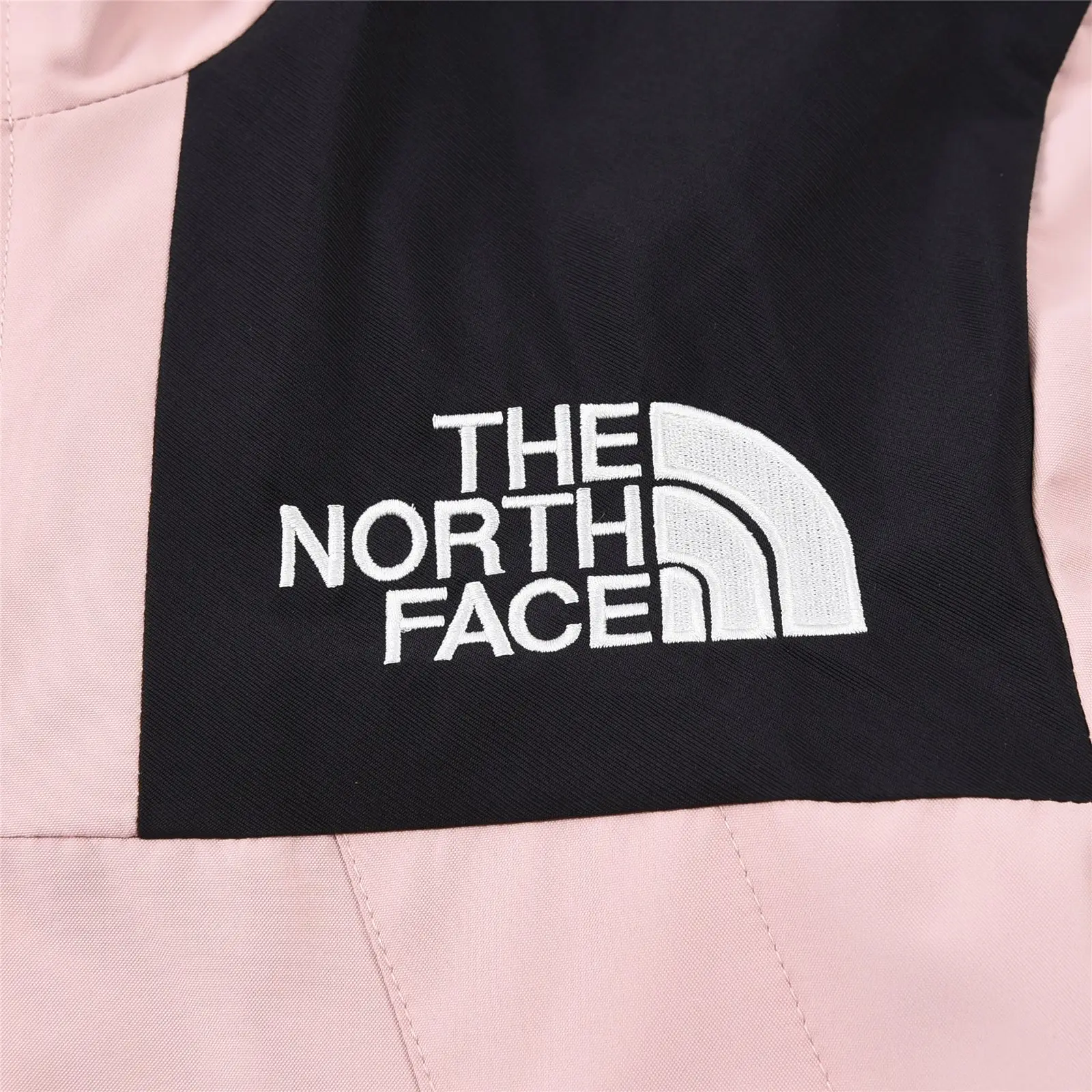 Kids' 1990 Mountain Jacket D25019048 — view 4