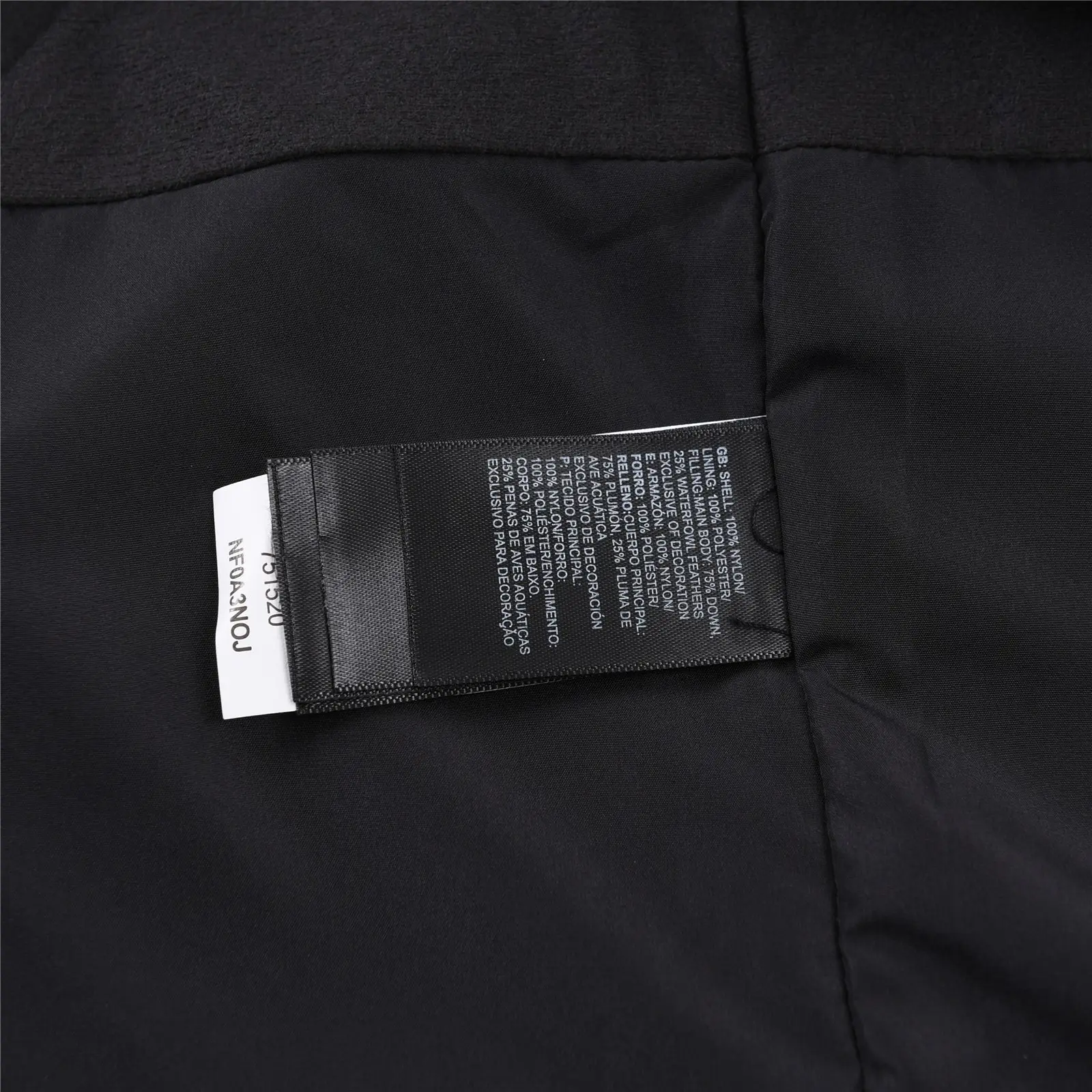 Kids' 1990 Mountain Jacket D25019052 — view 9