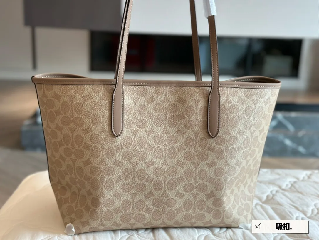 Signature Coated Canvas City Tote Bag D25518260 — view 6