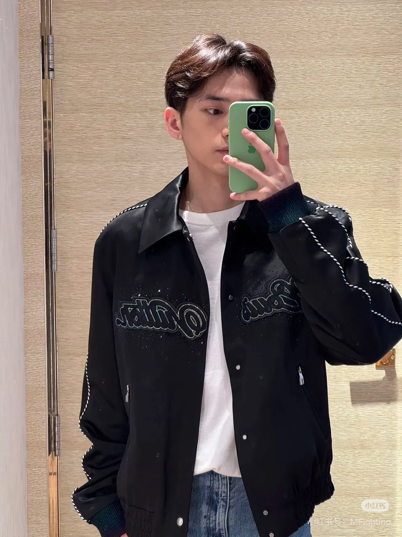 Embellished Logo Padded Bomber Jacket D27513455 — view 4