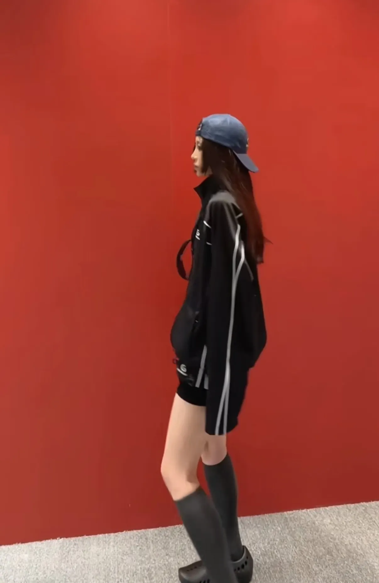 NBA Logo Embroidered Tracksuit Jacket and Skirt Set D28022385 — view 3