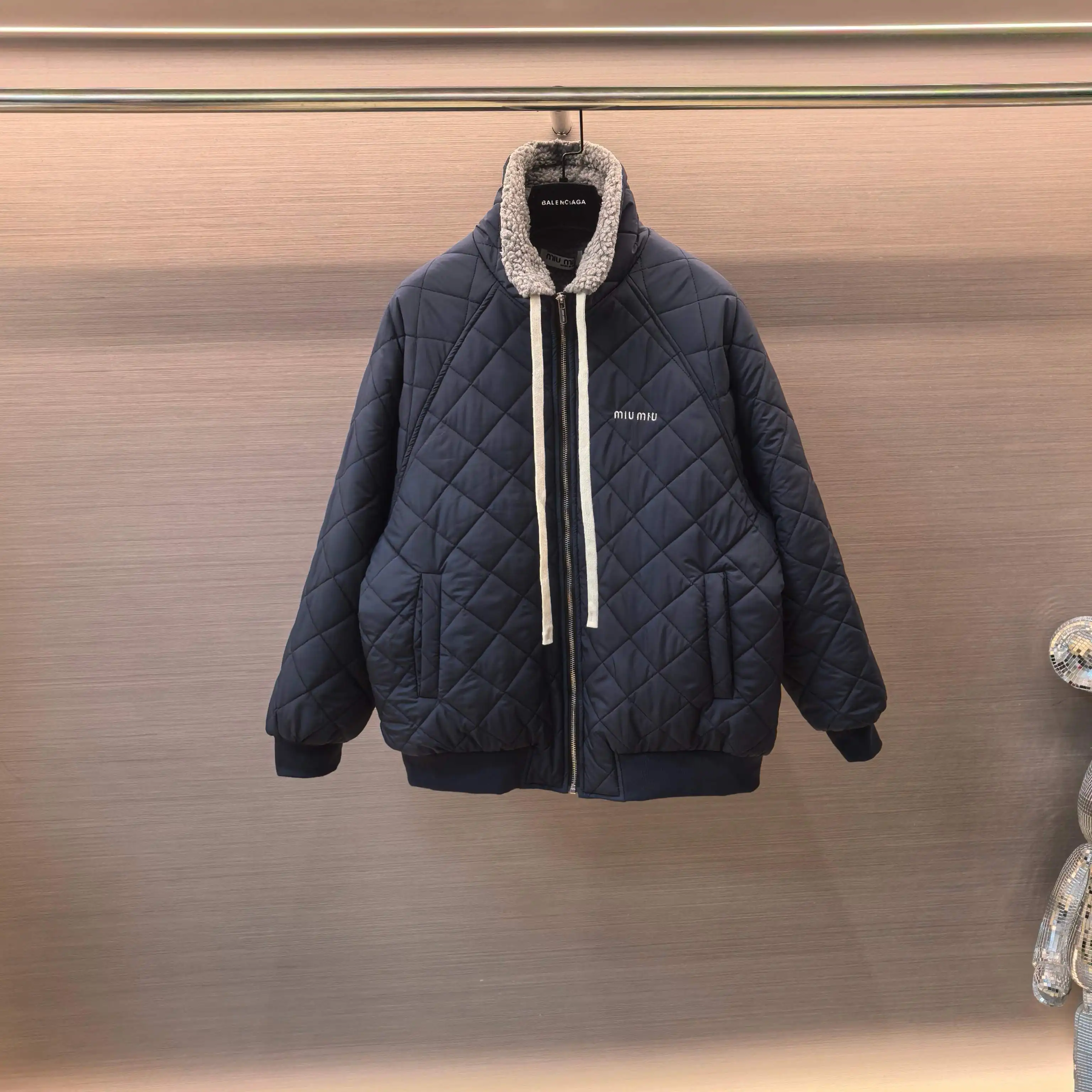 Quilted Shearling-Trimmed Padded Jacket D28022406