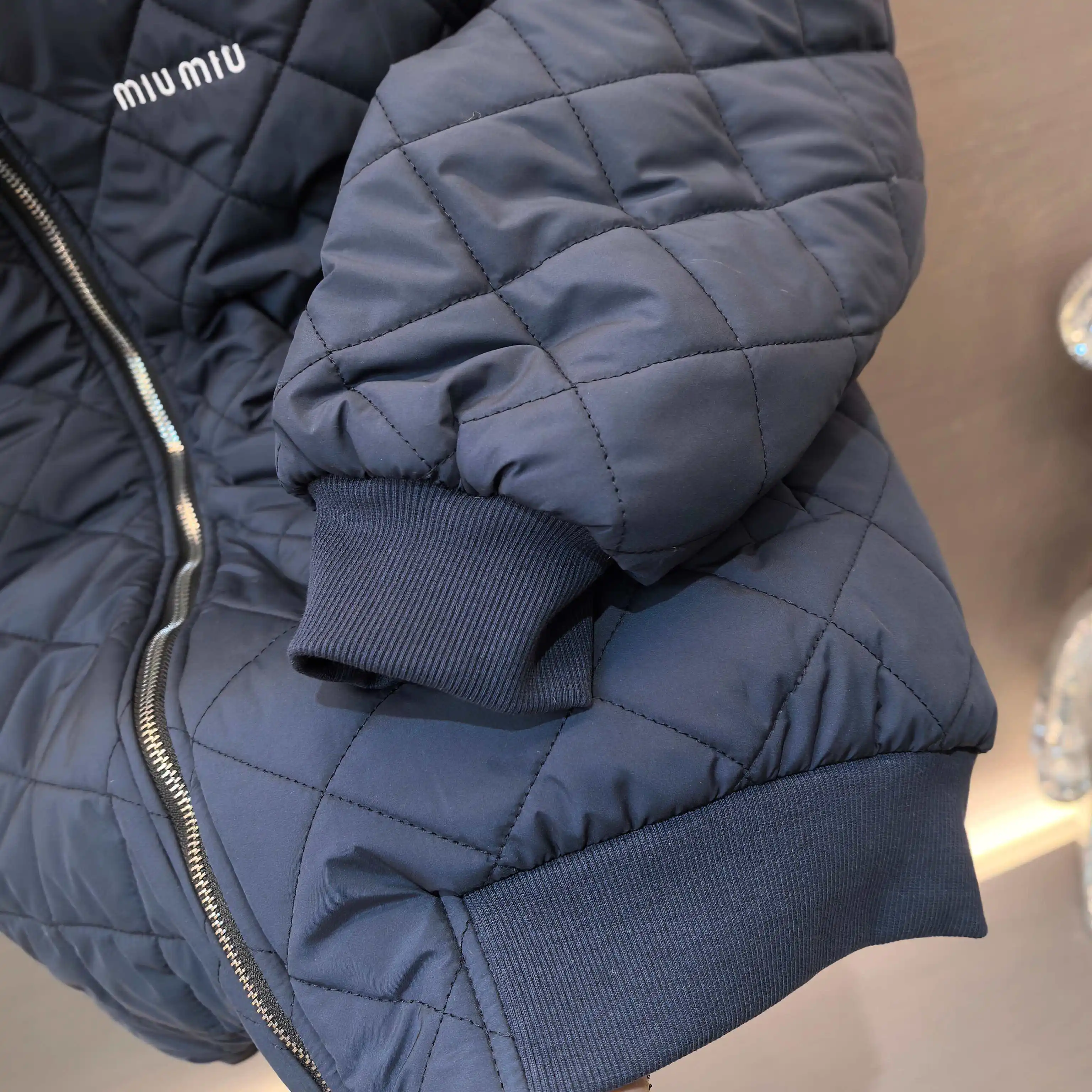 Quilted Shearling-Trimmed Padded Jacket D28022406 — view 5