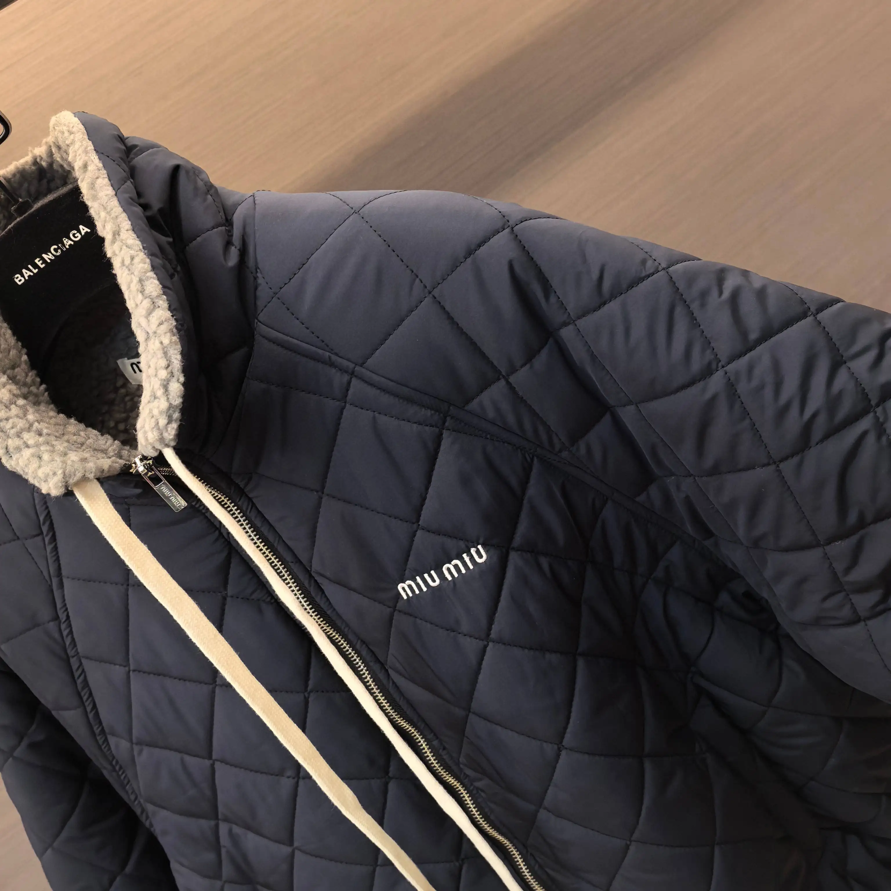 Quilted Shearling-Trimmed Padded Jacket D28022406 — view 6
