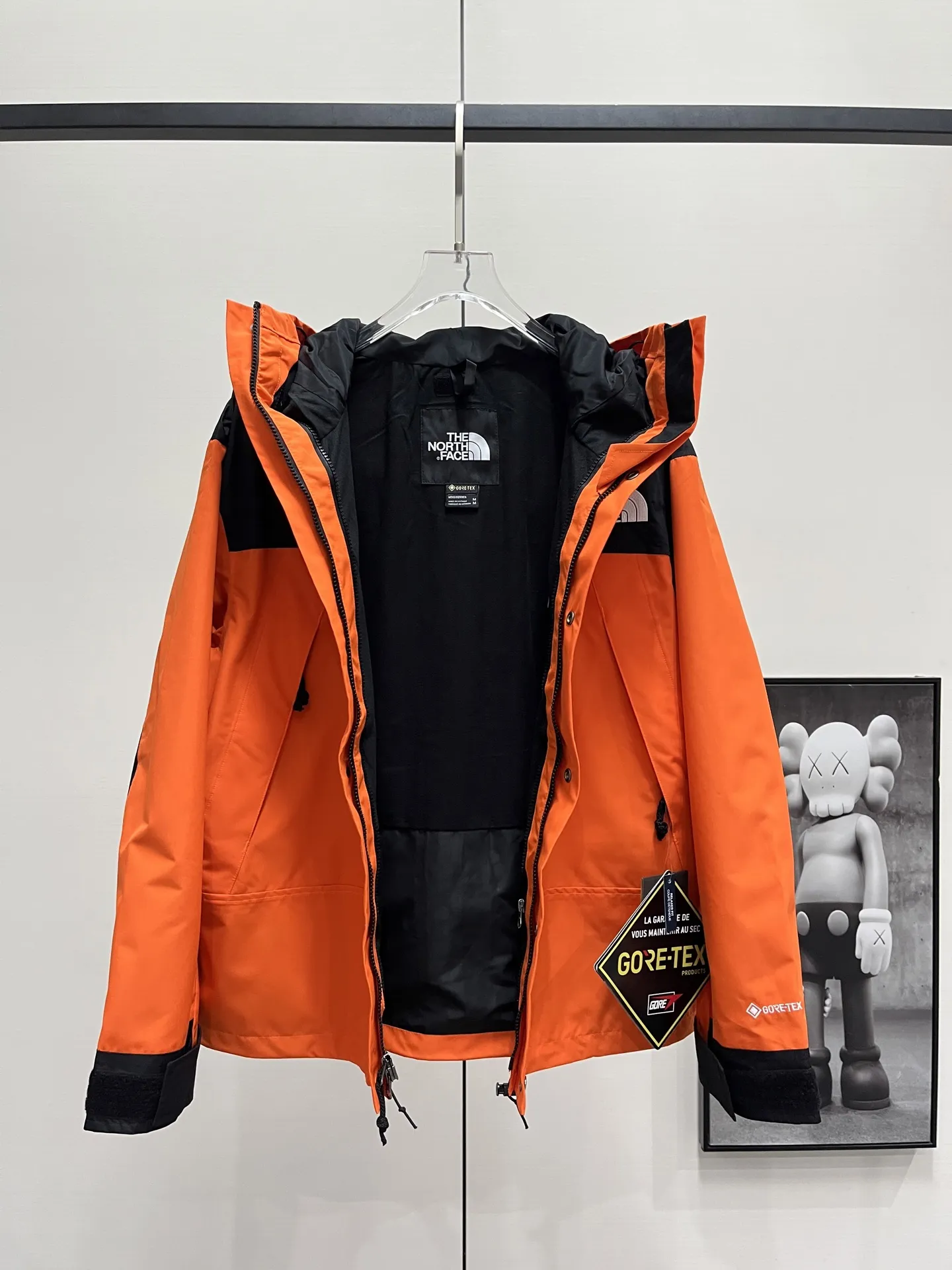 1990 Mountain Jacket Waterproof Shell D28019067 — view 7