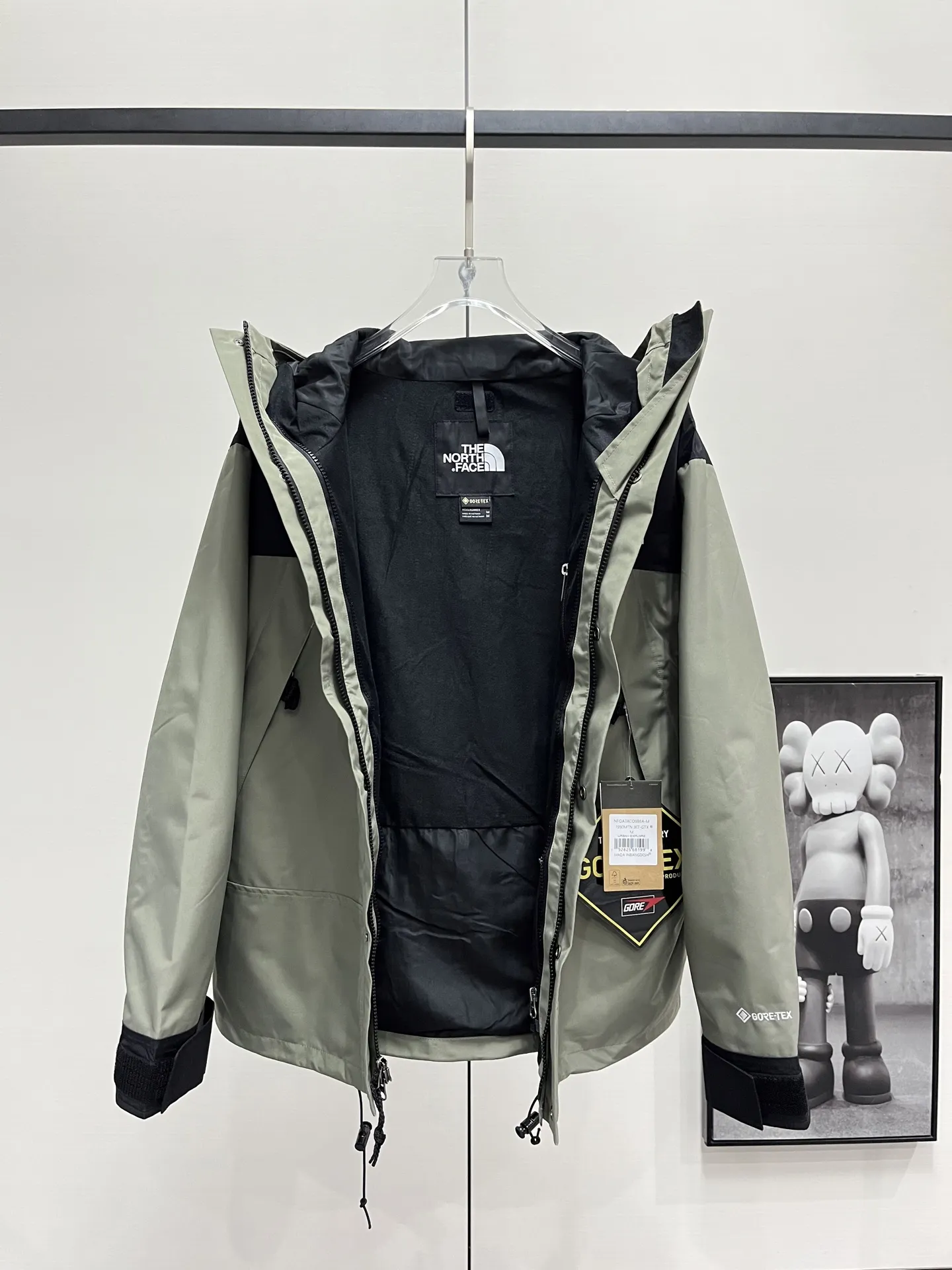 1990 Mountain Jacket GORE-TEX Shell D28019062 — view 7