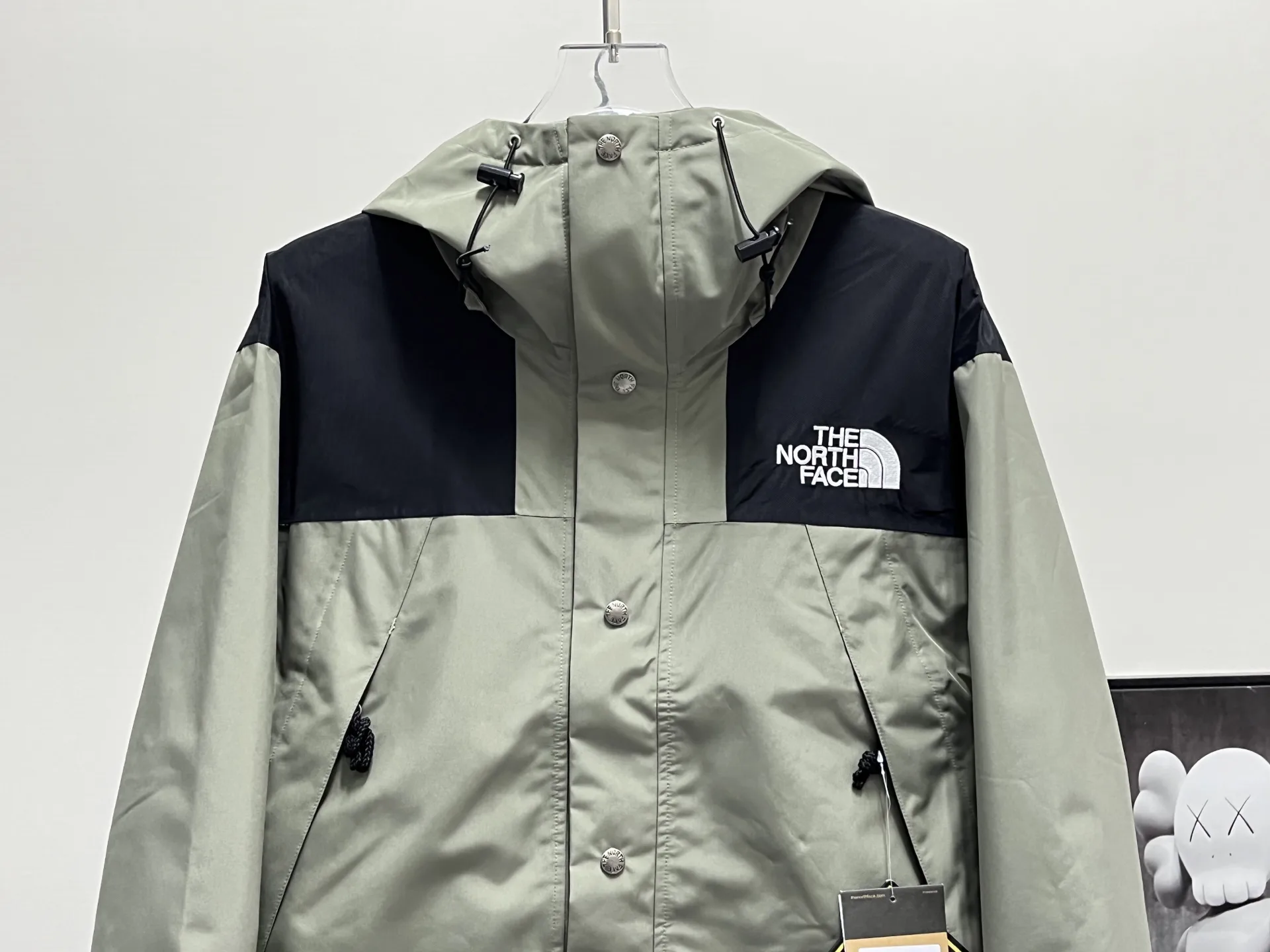1990 Mountain Jacket GORE-TEX Shell D28019062 — view 8