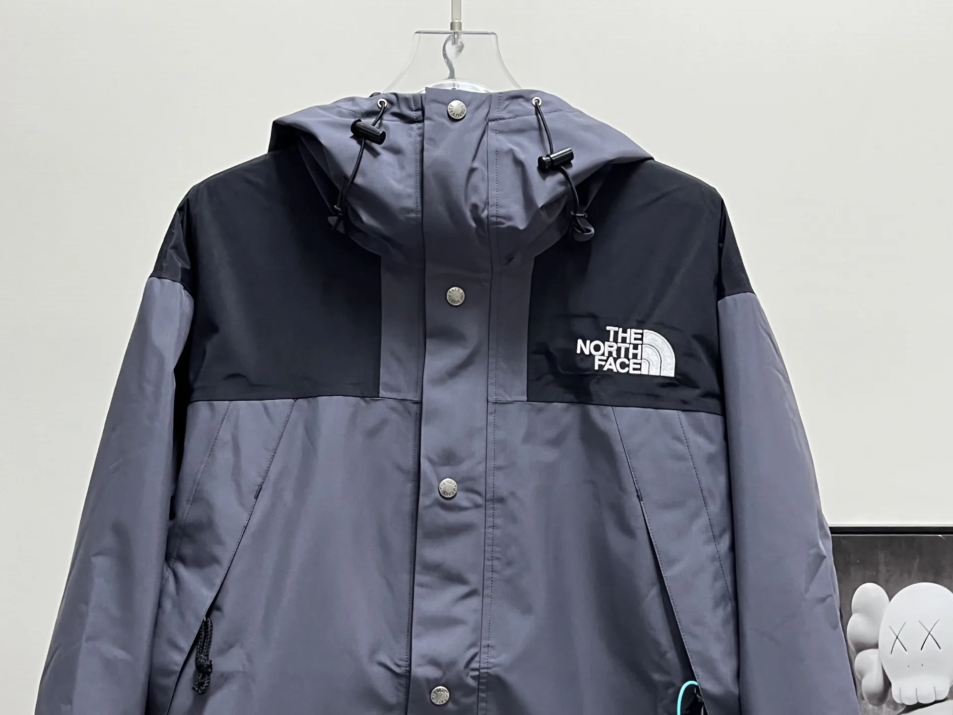 1990 Mountain Jacket GORE-TEX Shell D28019065 — view 8