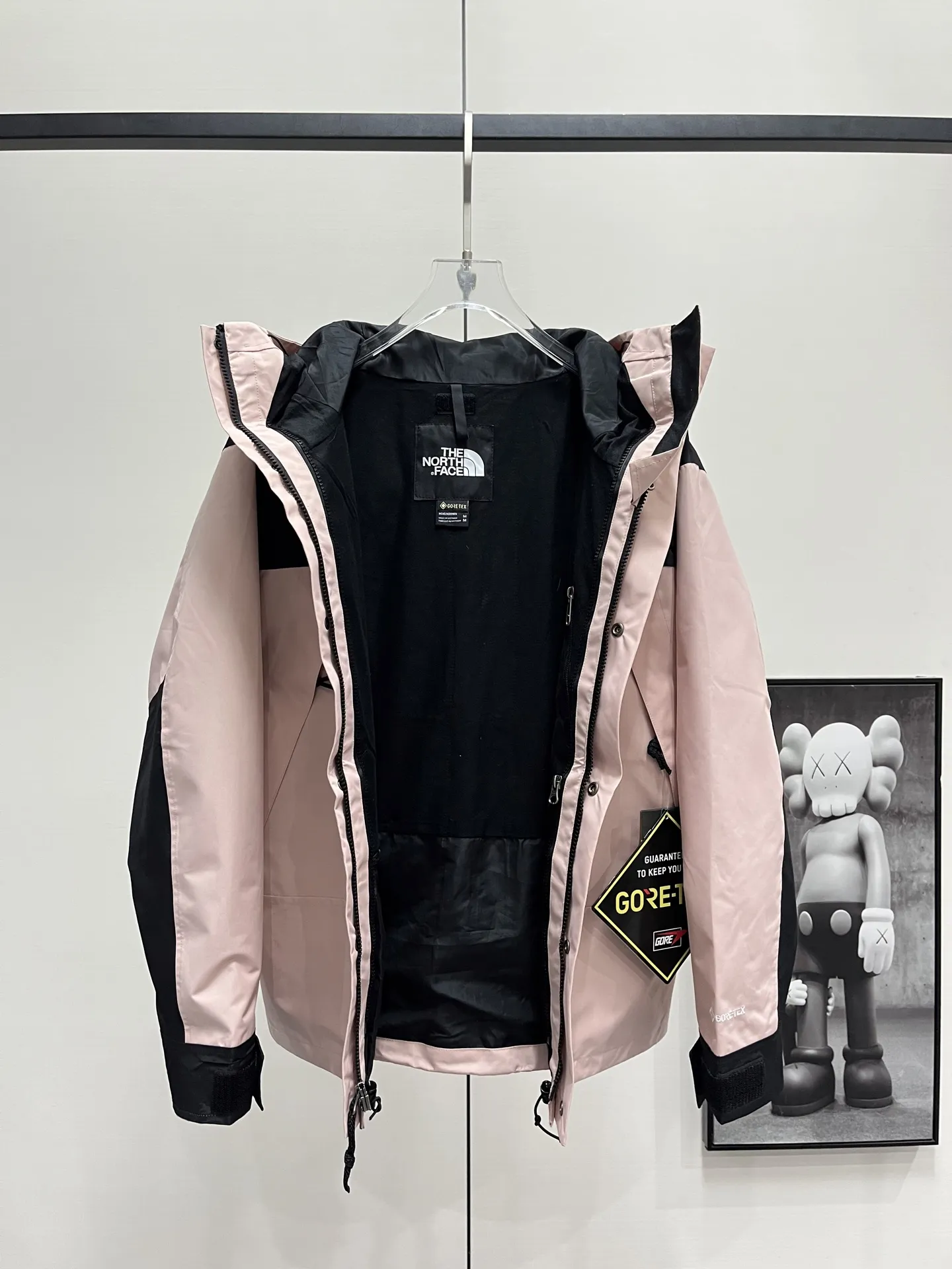 1990 Mountain Jacket Waterproof Shell D28019060 — view 7