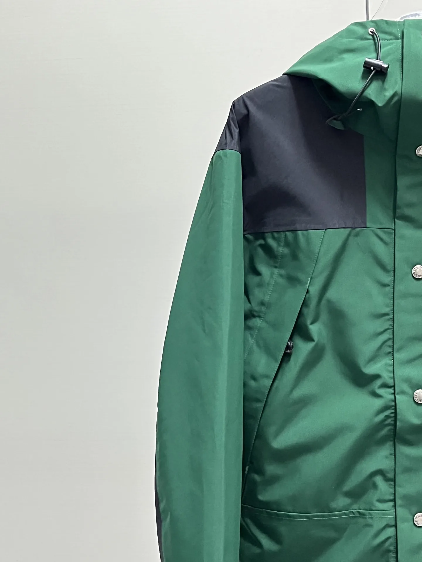 1990 Mountain Jacket GORE-TEX Shell D28019063 — view 5