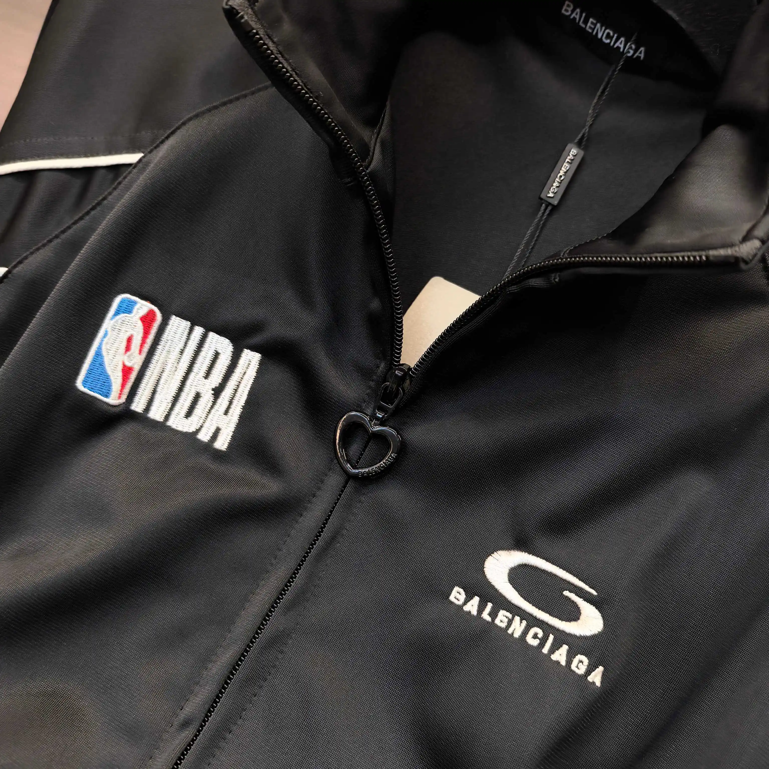 NBA Logo Embroidered Tracksuit Jacket and Skirt Set D29022389 — view 4
