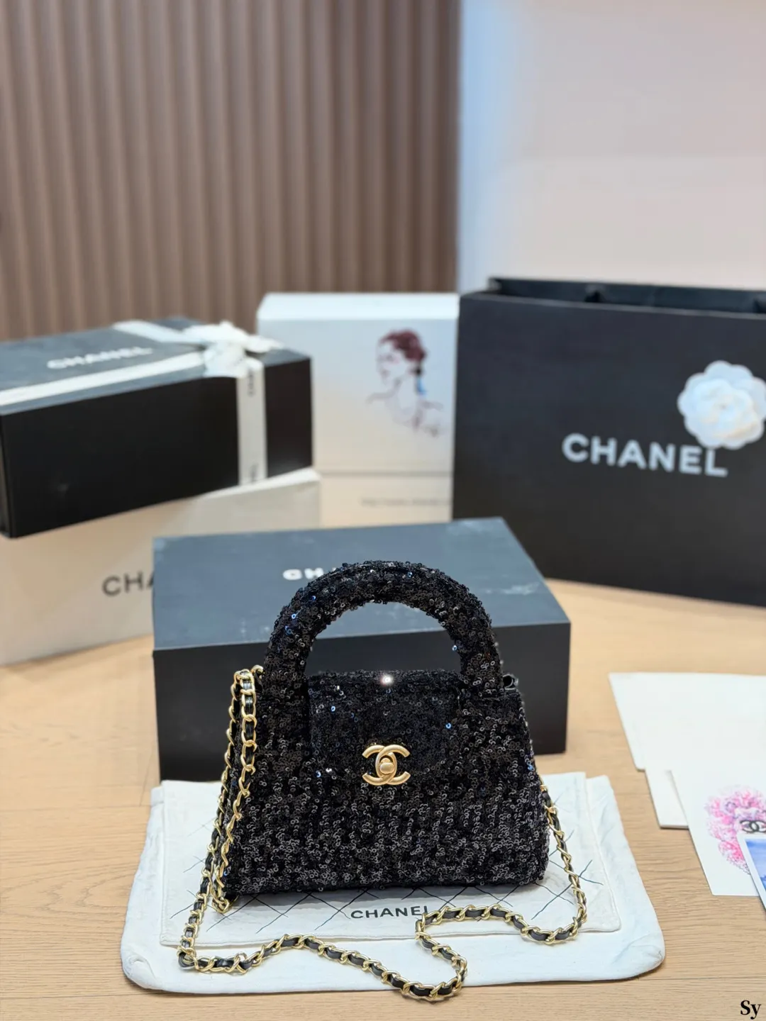 Chanel 26C Sequin Kelly Top-Handle Bag D30017983 — view 4