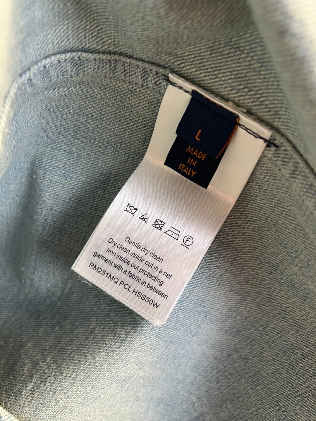 Embroidered Logo Short-Sleeve Denim Shirt D30019243 — view 7