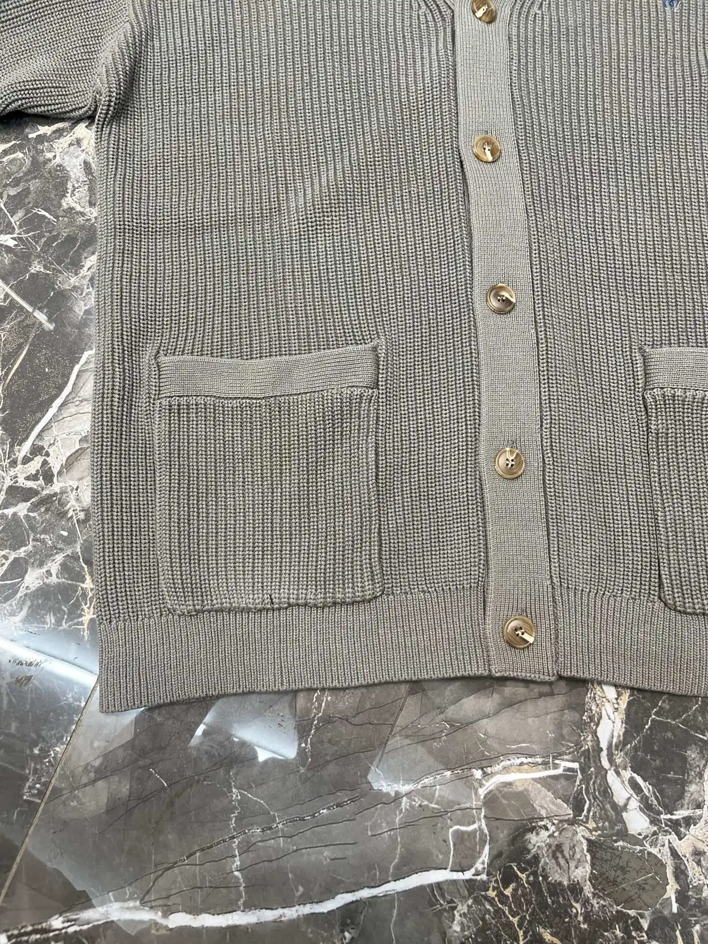 Embroidered Logo Cotton Knit Cardigan D30019122 — view 7
