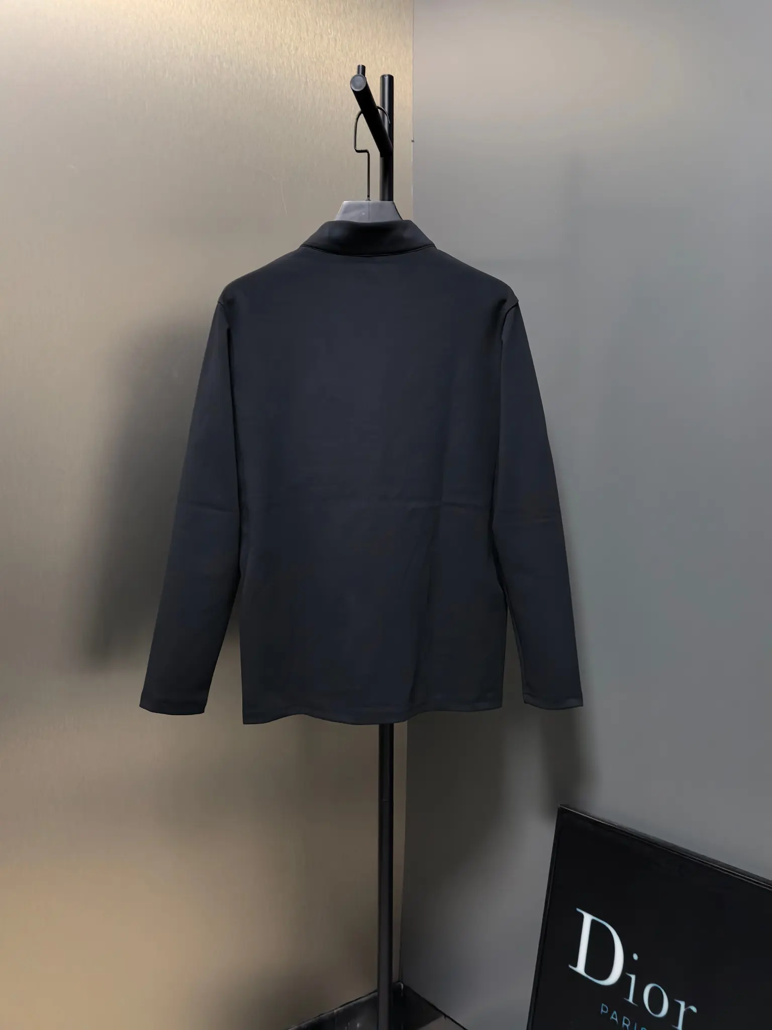 Half-Zip Long-Sleeve Performance Top D31020767 — view 7