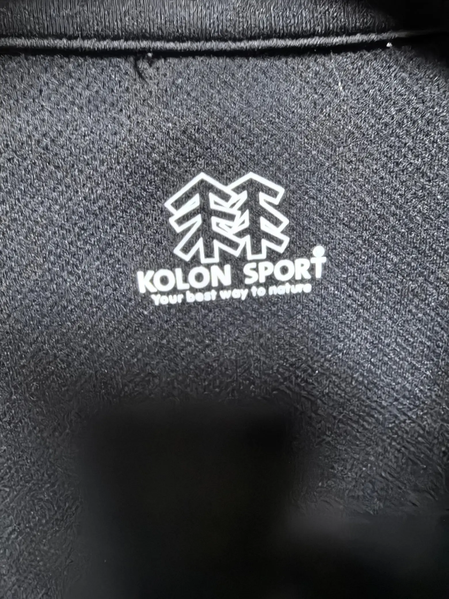 Half-Zip Long-Sleeve Performance Top D31020767 — view 8