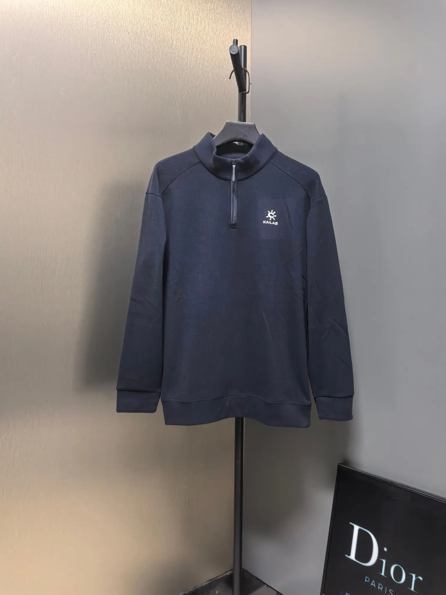 Kailas Half-Zip Long-Sleeve Sweatshirt D31020770