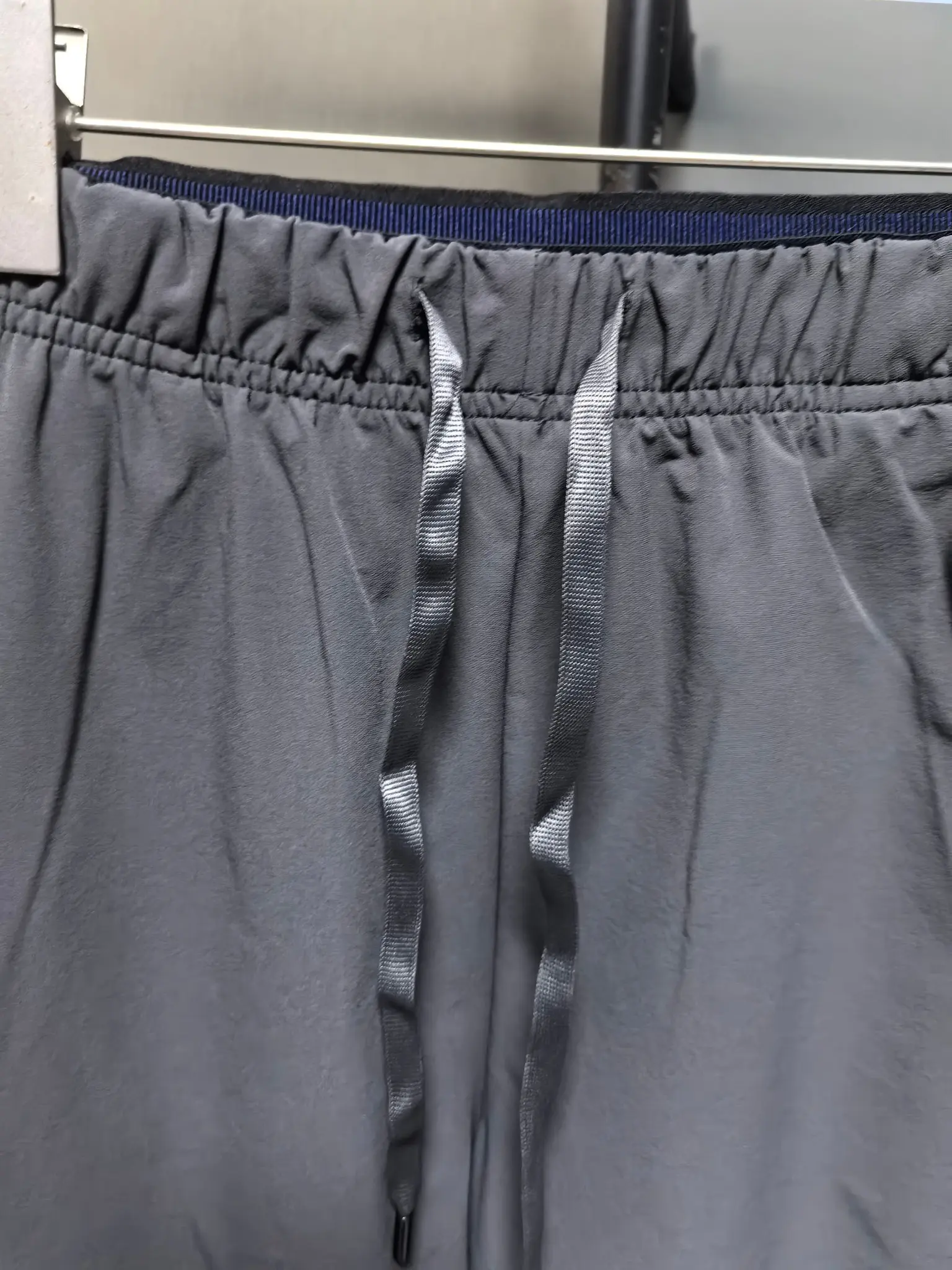Men's Outdoor Performance Trousers D31020805 — view 3