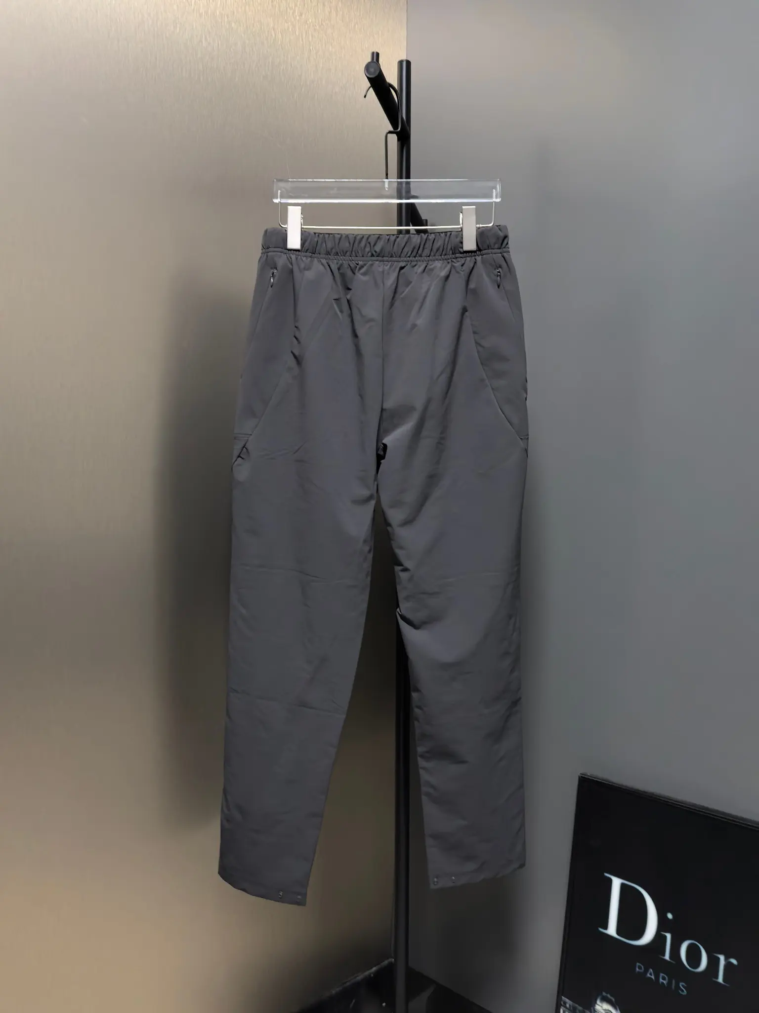 Men's Outdoor Performance Trousers D31020805 — view 9