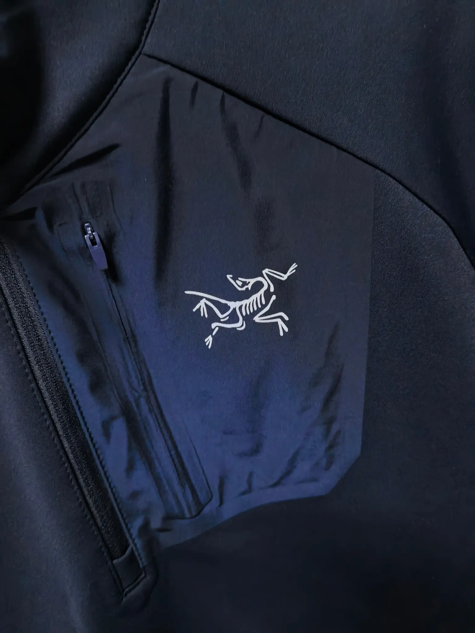 Half-Zip Long-Sleeve Performance Top D31020775 — view 3