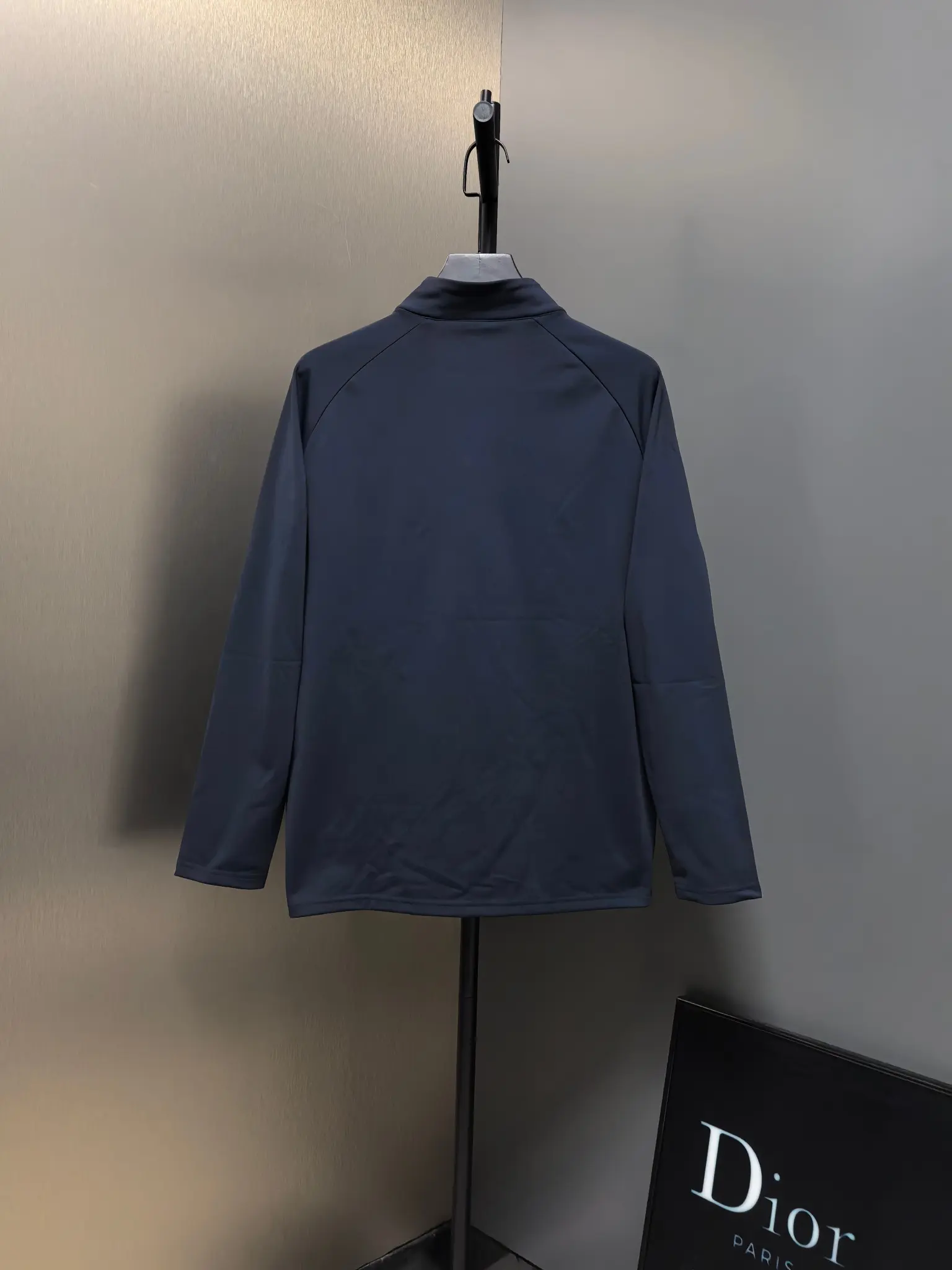 Half-Zip Long-Sleeve Performance Top D31020775 — view 7