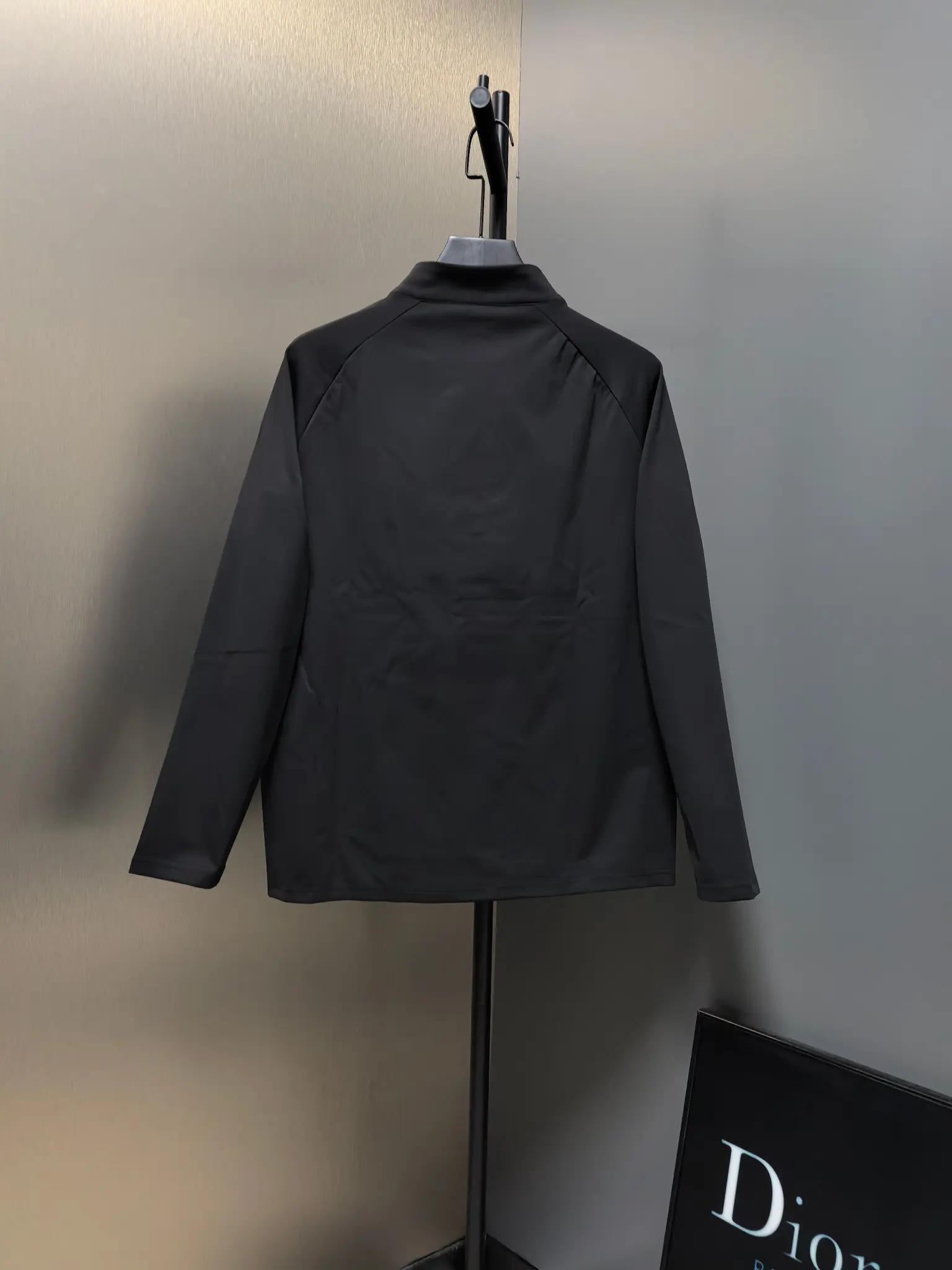 Half-Zip Technical Long-Sleeve Top D31020777 — view 6