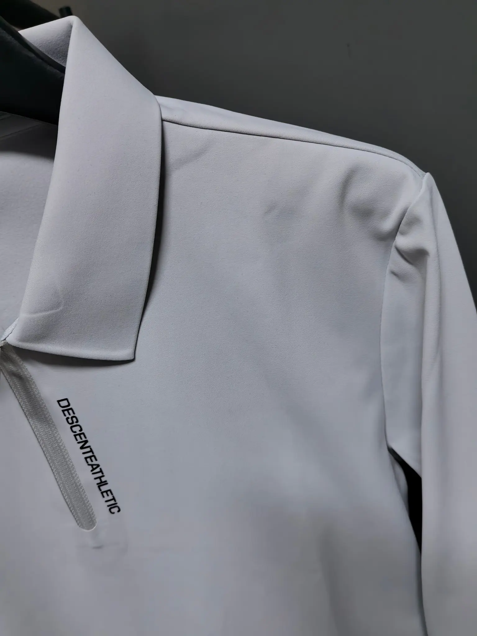 Long-Sleeve Half-Zip Polo Shirt D31020783 — view 2