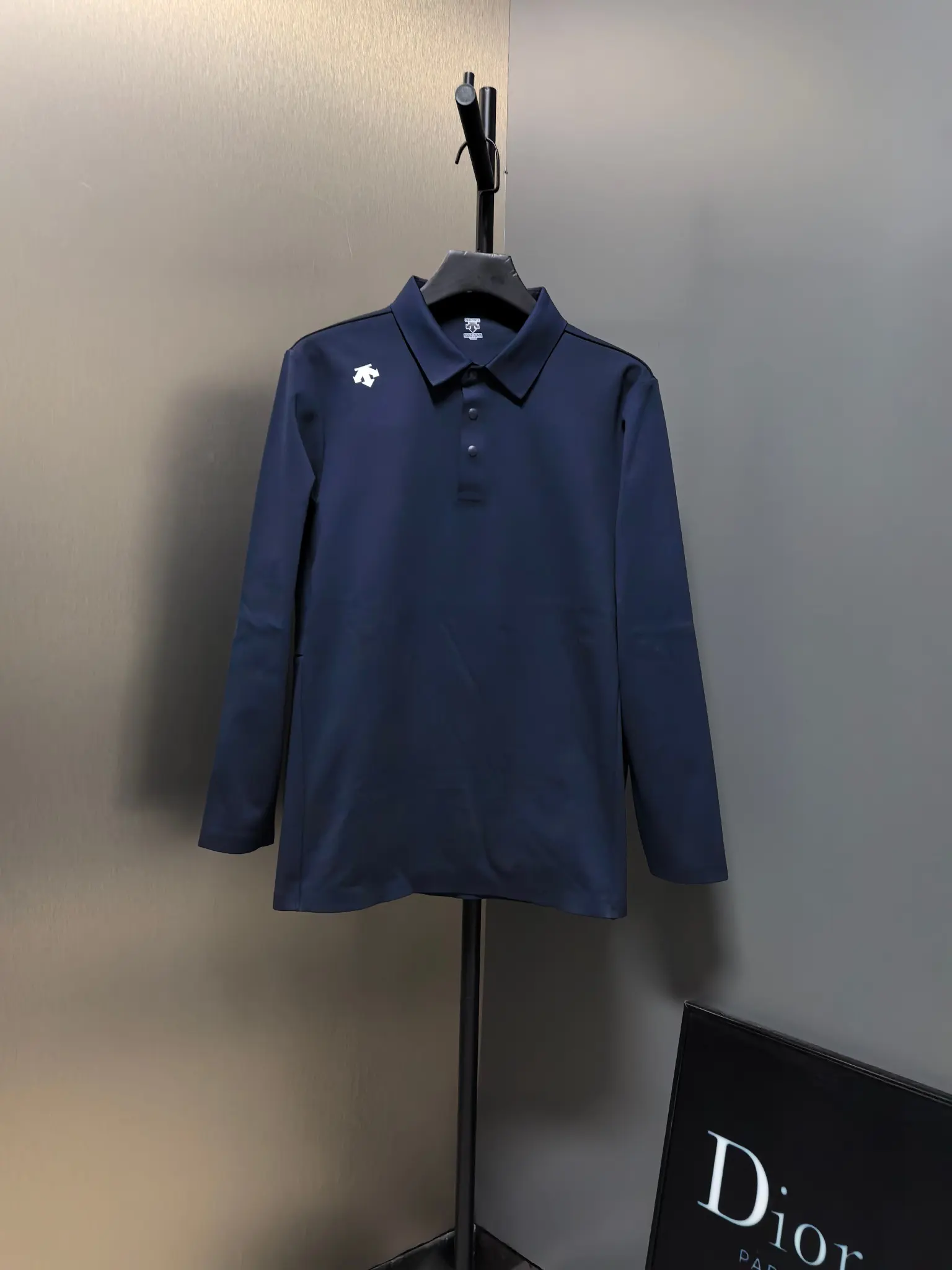 Long-Sleeve Performance Polo Shirt D31020780