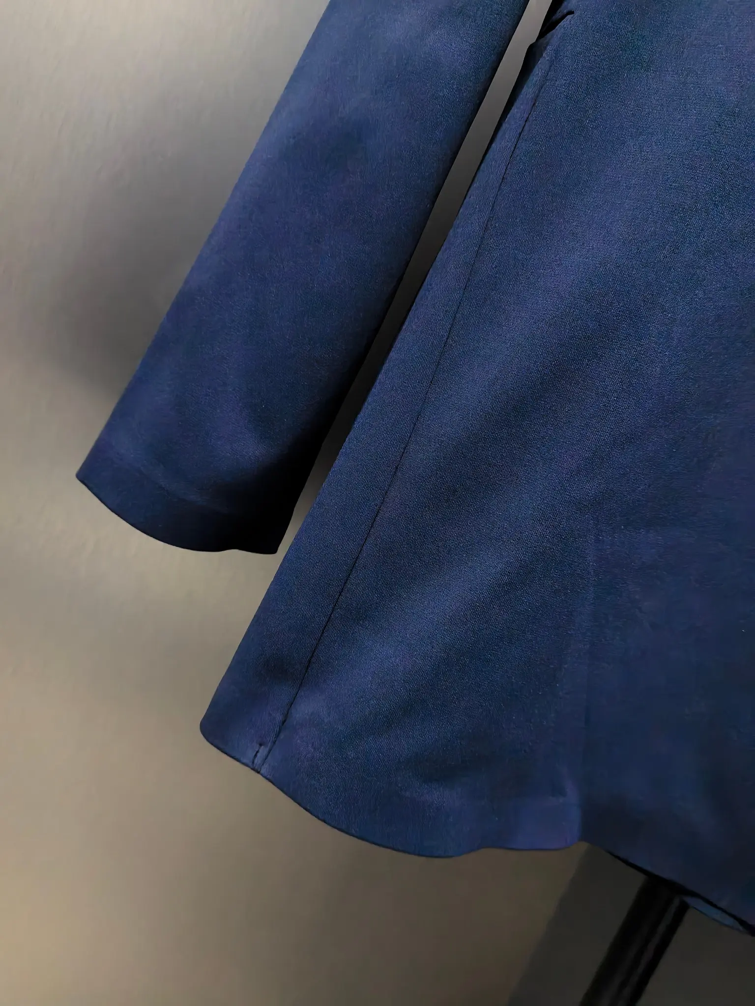 Long-Sleeve Performance Polo Shirt D31020780 — view 5