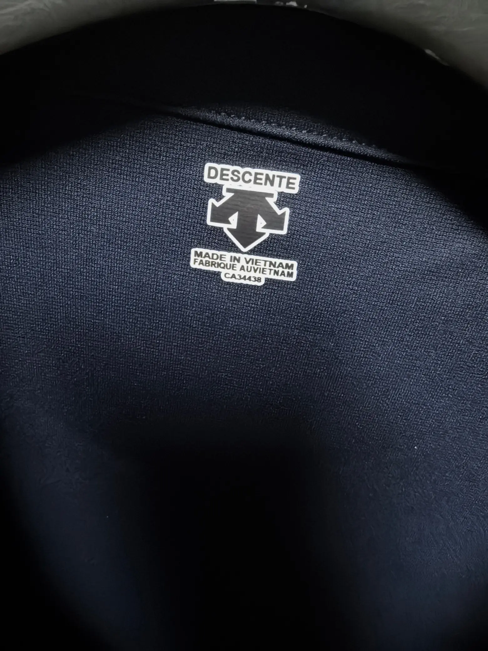 Long-Sleeve Performance Polo Shirt D31020780 — view 8