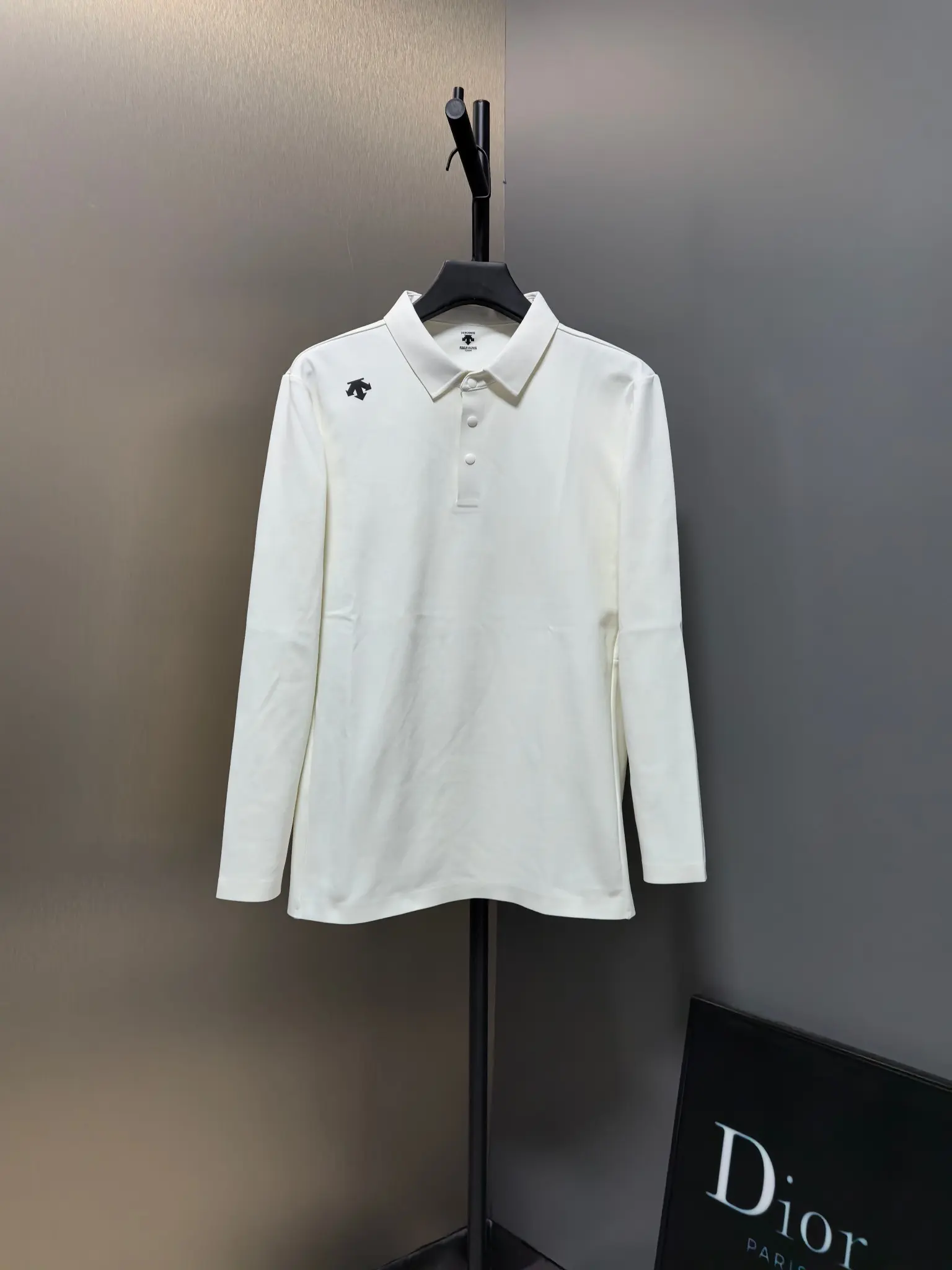 Long-Sleeve Performance Polo Shirt D31020779