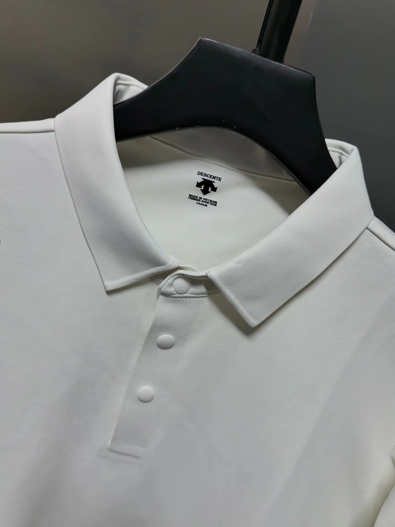 Long-Sleeve Performance Polo Shirt D31020779 — view 4