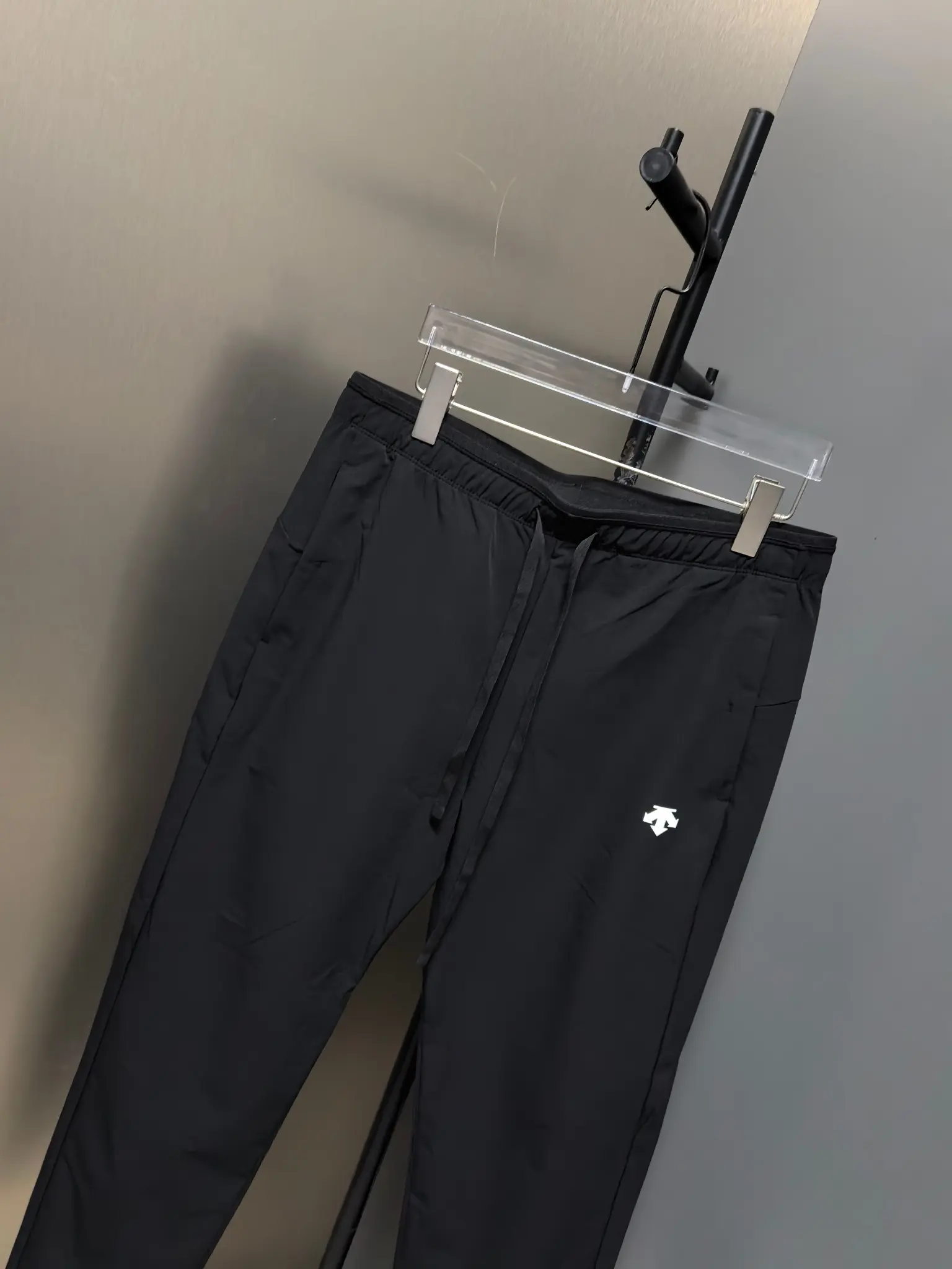 Descente Men's Outdoor Performance Trousers D31020814 — view 5