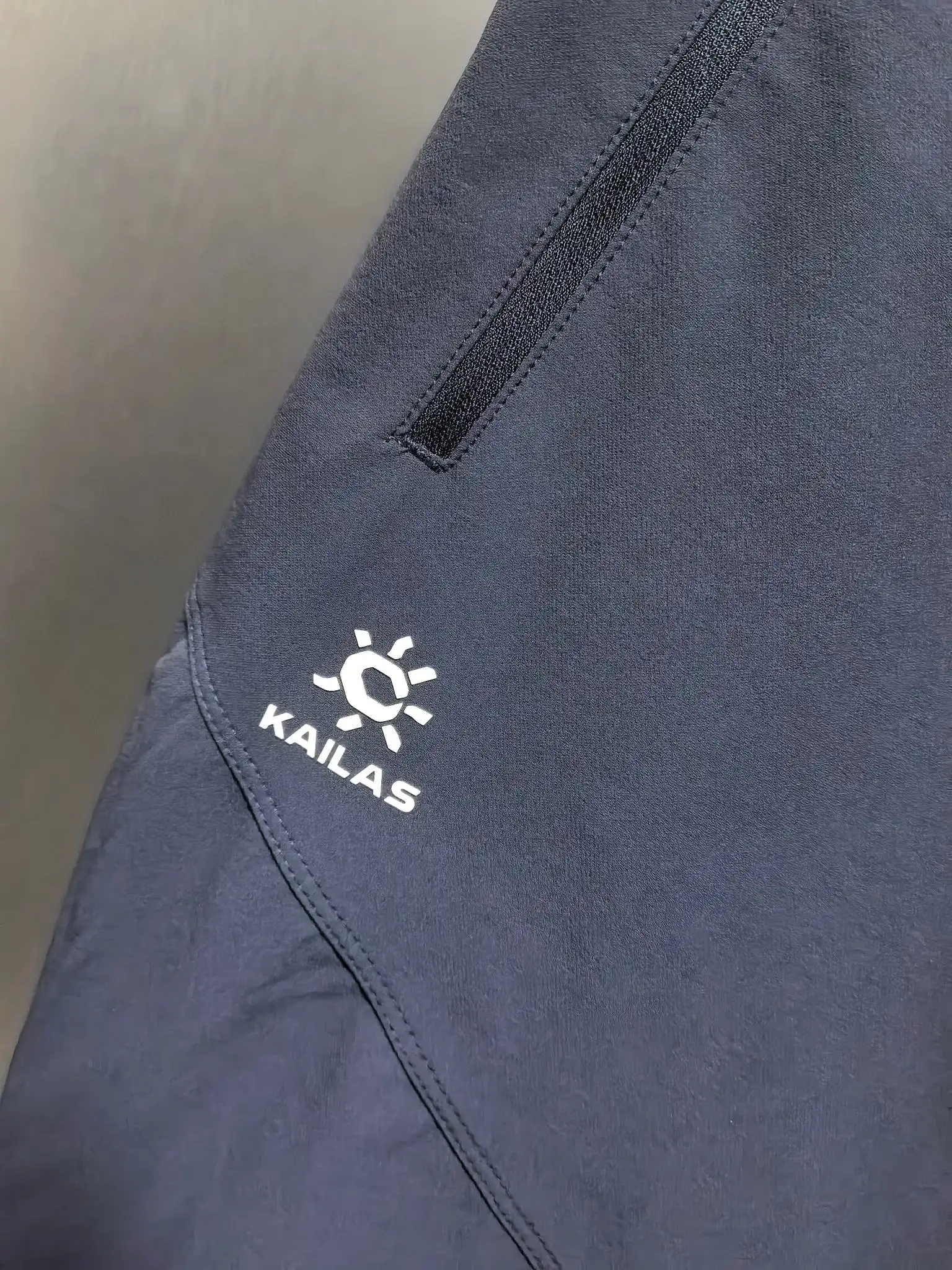 Kailas Outdoor Windproof Softshell Trousers D31020809 — view 4