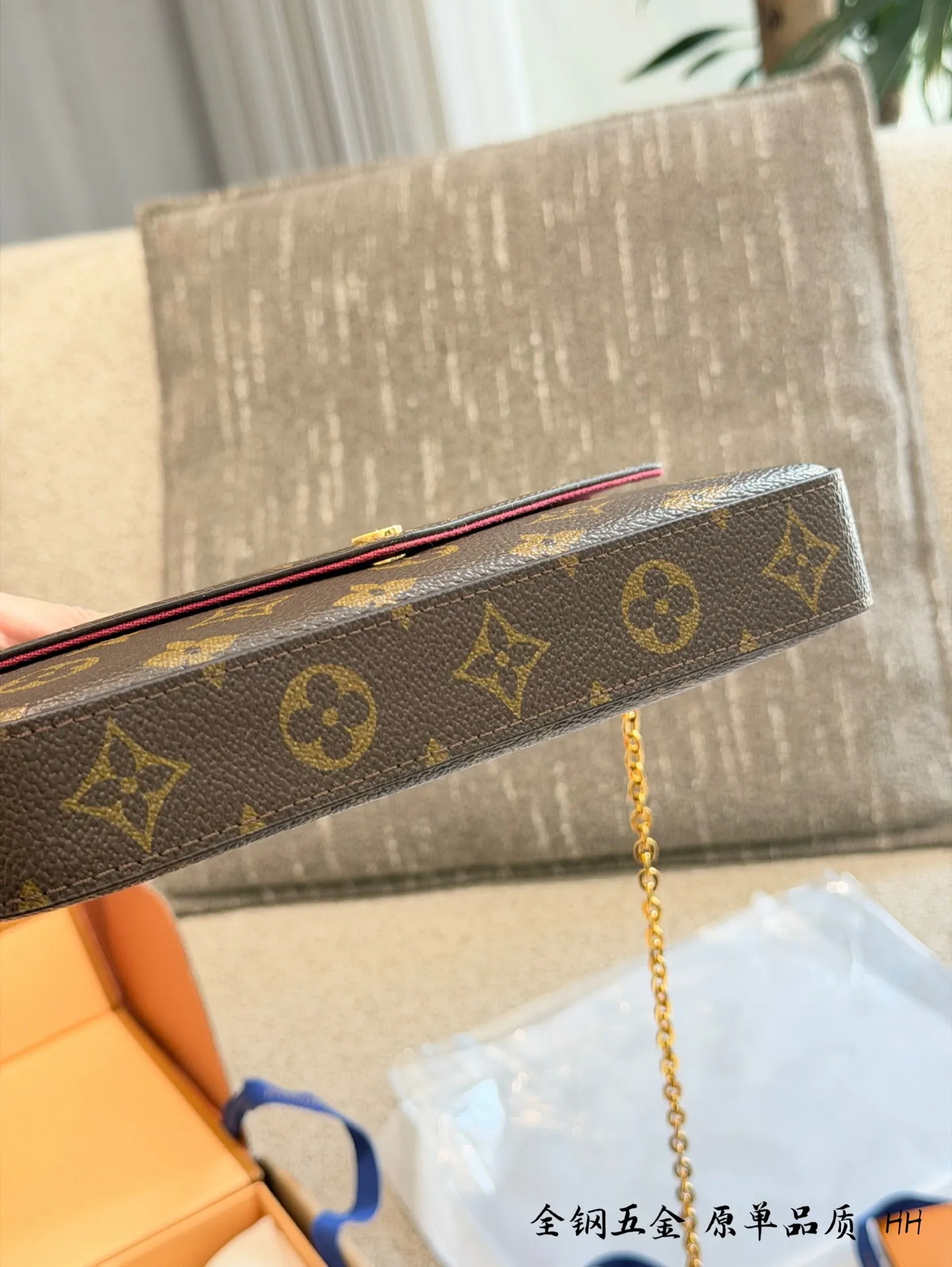 Félicie Pochette Monogram Canvas 3-in-1 Chain Bag D31017998 — view 5