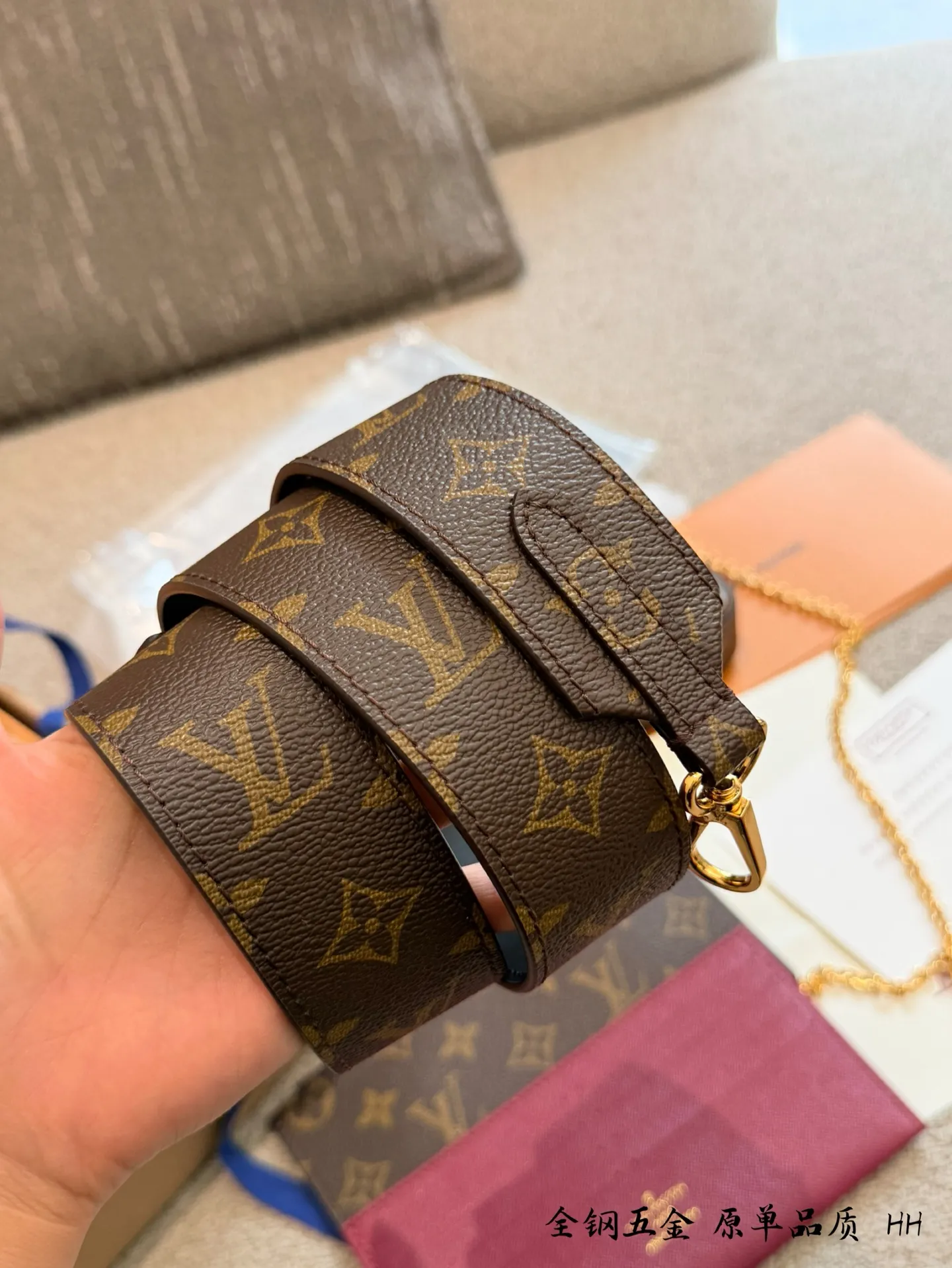 Félicie Pochette Monogram Canvas 3-in-1 Chain Bag D31017998 — view 9