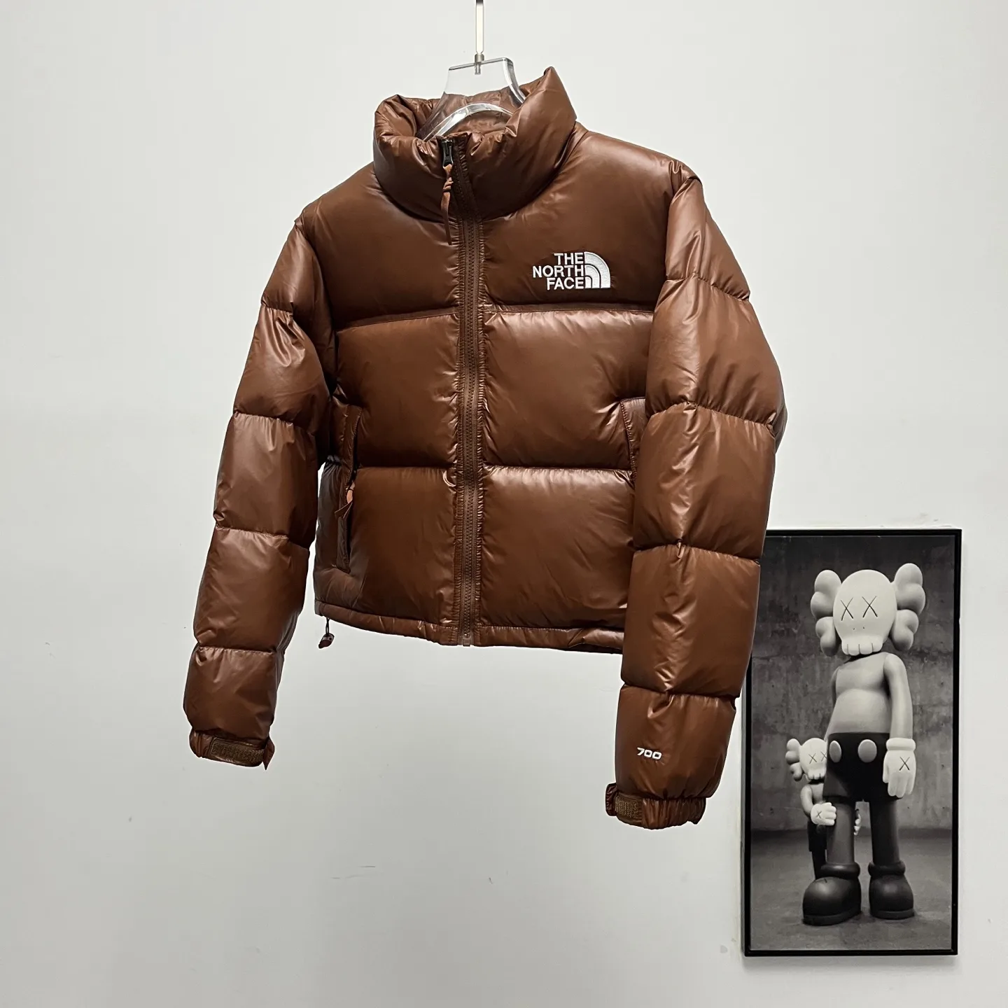 Nuptse Cropped Down-Filled Puffer Jacket D31018952 — view 2