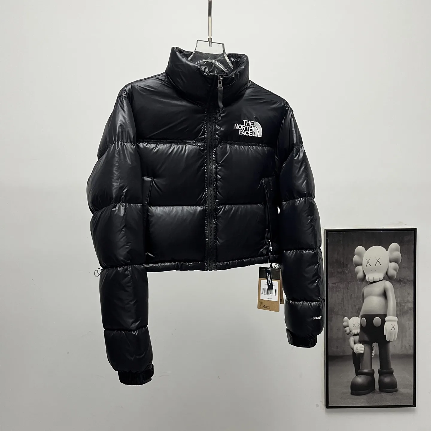 Nuptse Cropped Down-Filled Puffer Jacket D31018948 — view 4