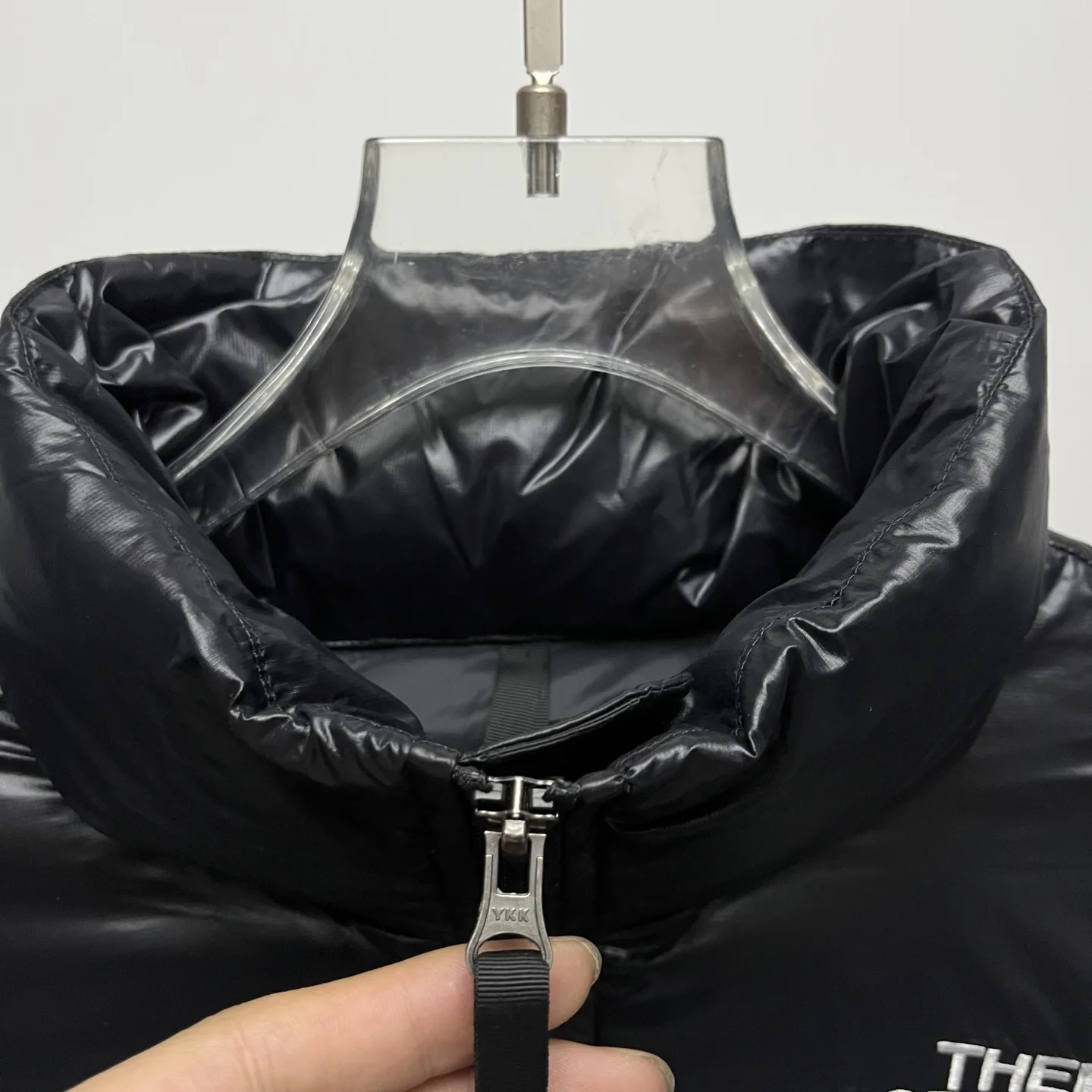 Nuptse Cropped Down-Filled Puffer Jacket D31018948 — view 8