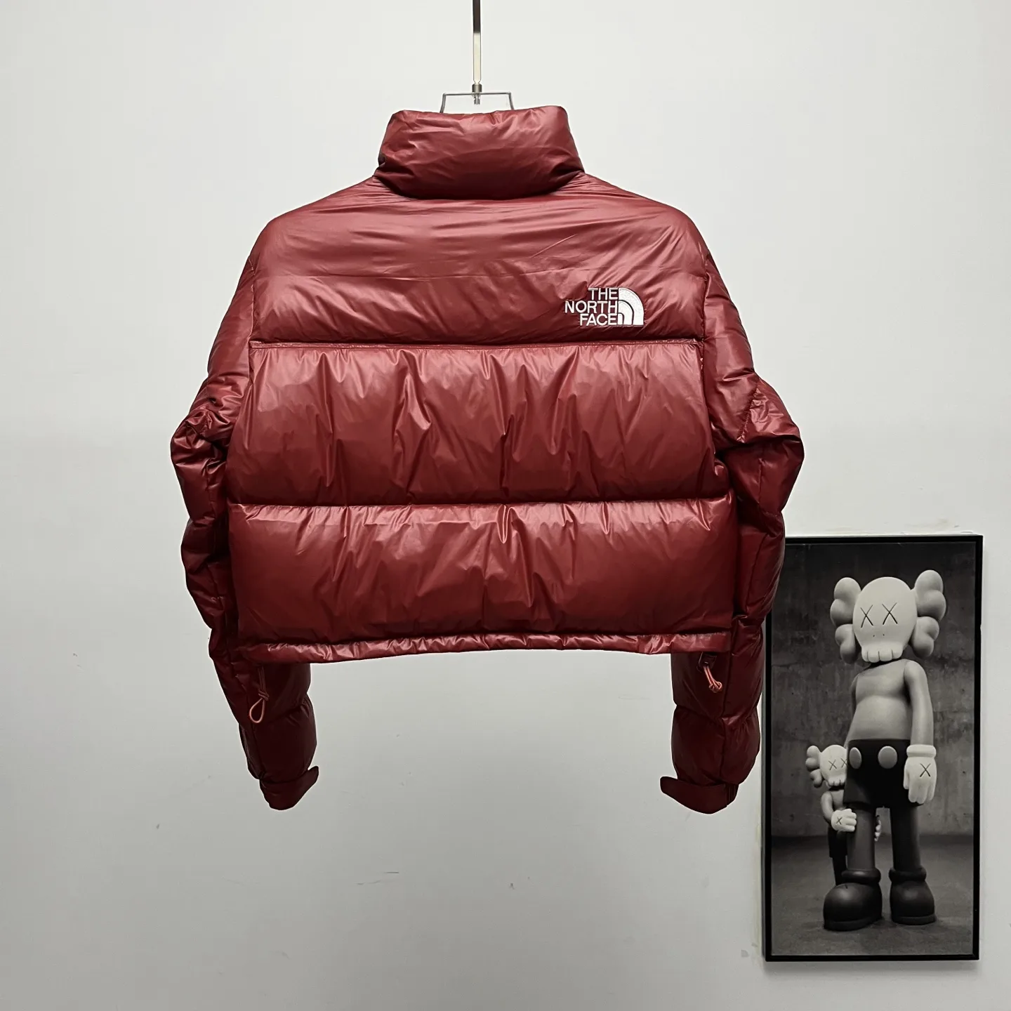 Nuptse Cropped Down-Filled Puffer Jacket D31018951 — view 2