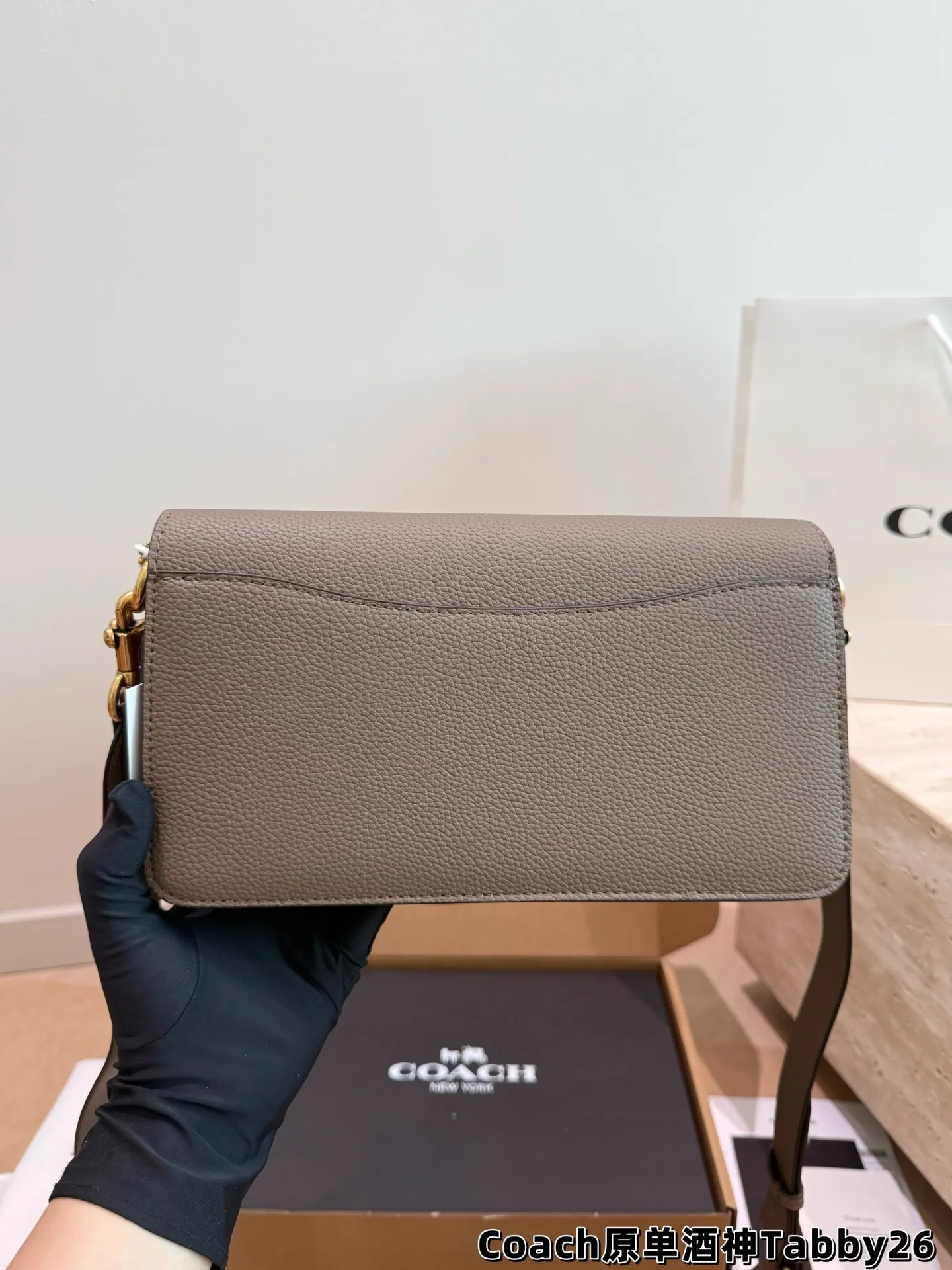 Tabby Shoulder Bag in Grained Leather D32017975 — view 14