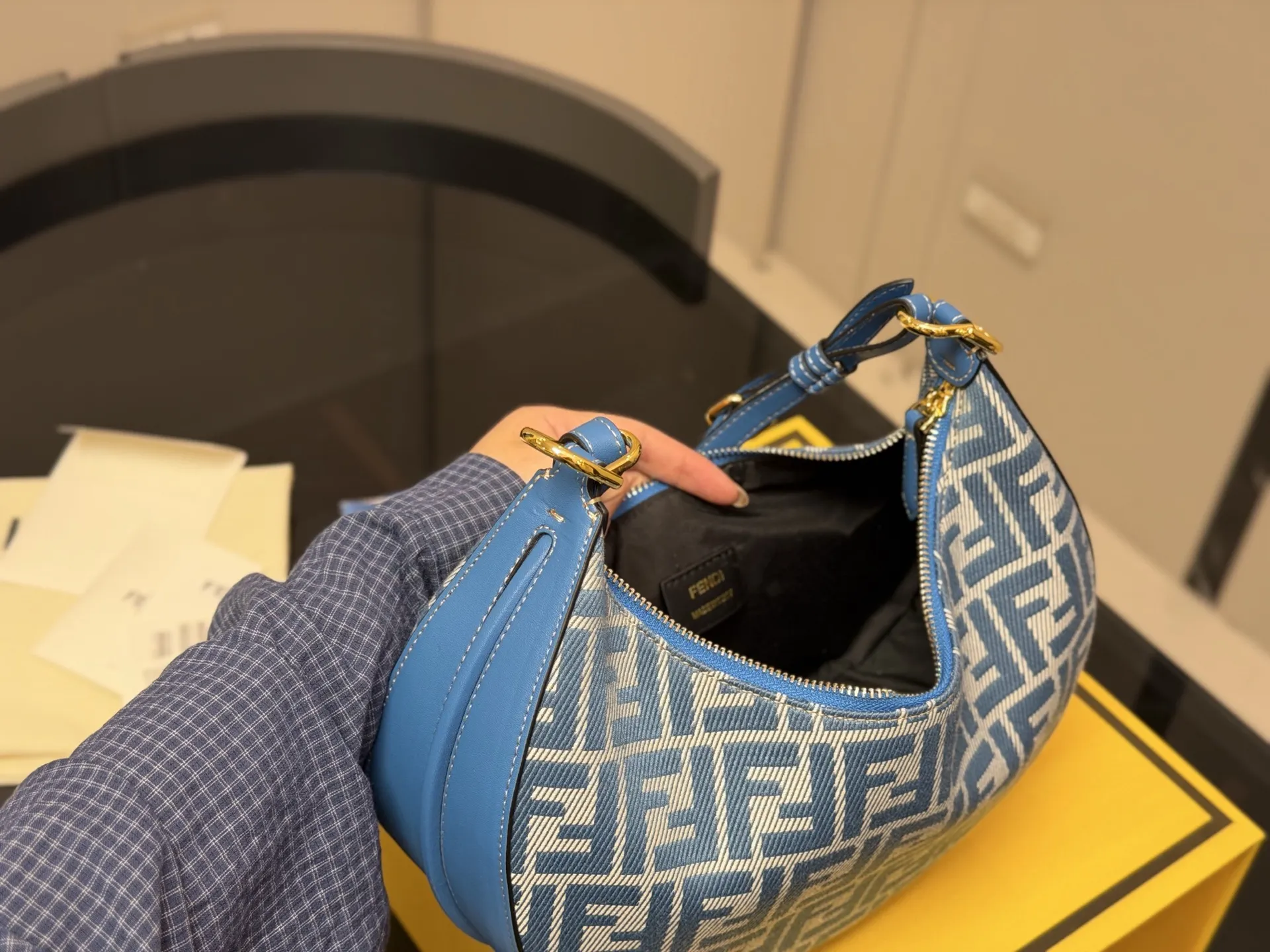 Fendi Monogram Croissant Shoulder Bag D32018222 — view 4