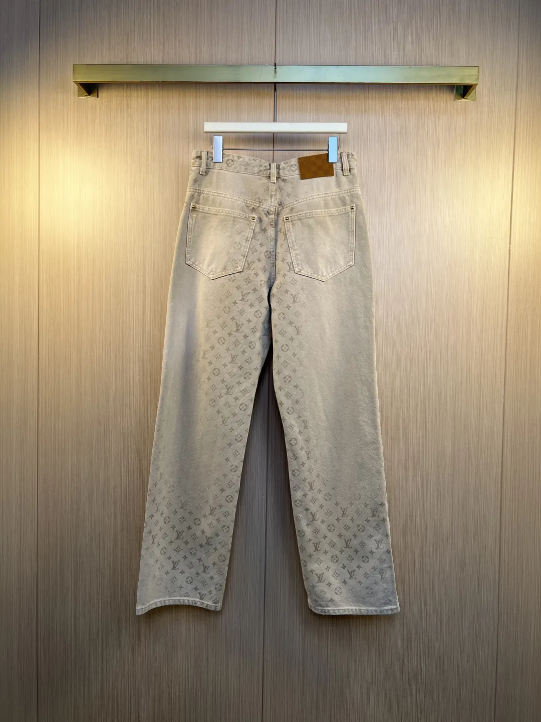 Monogram Gradient Straight-Leg Jeans D32519238 — view 5