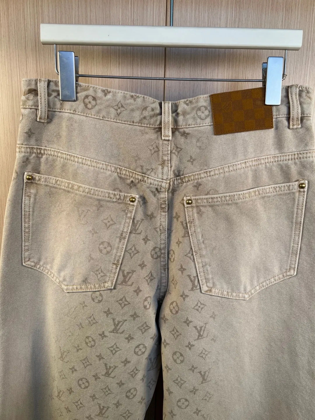 Monogram Gradient Straight-Leg Jeans D32519238 — view 6