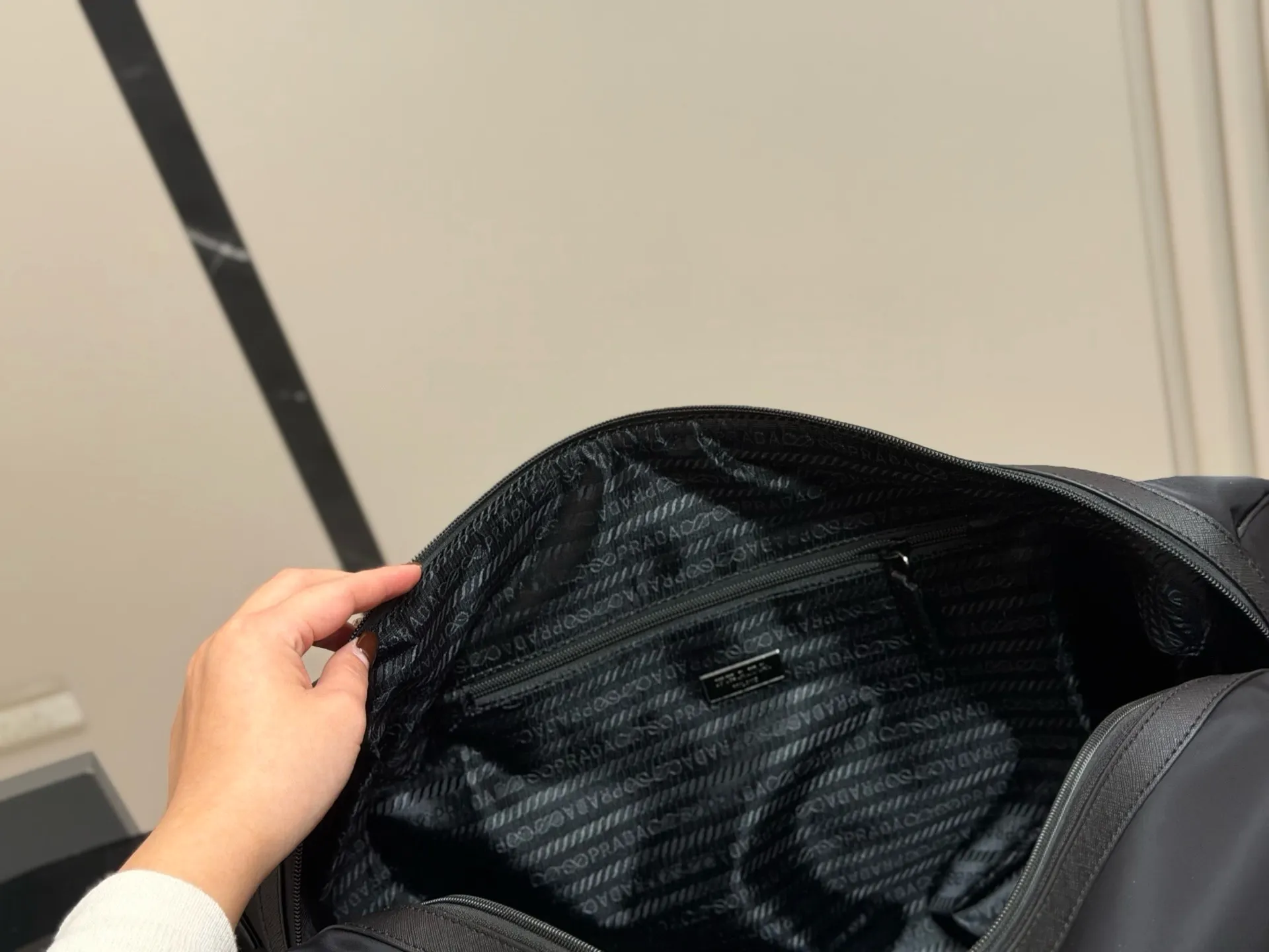 Prada Keepall Travel Bag D33017905 — view 4
