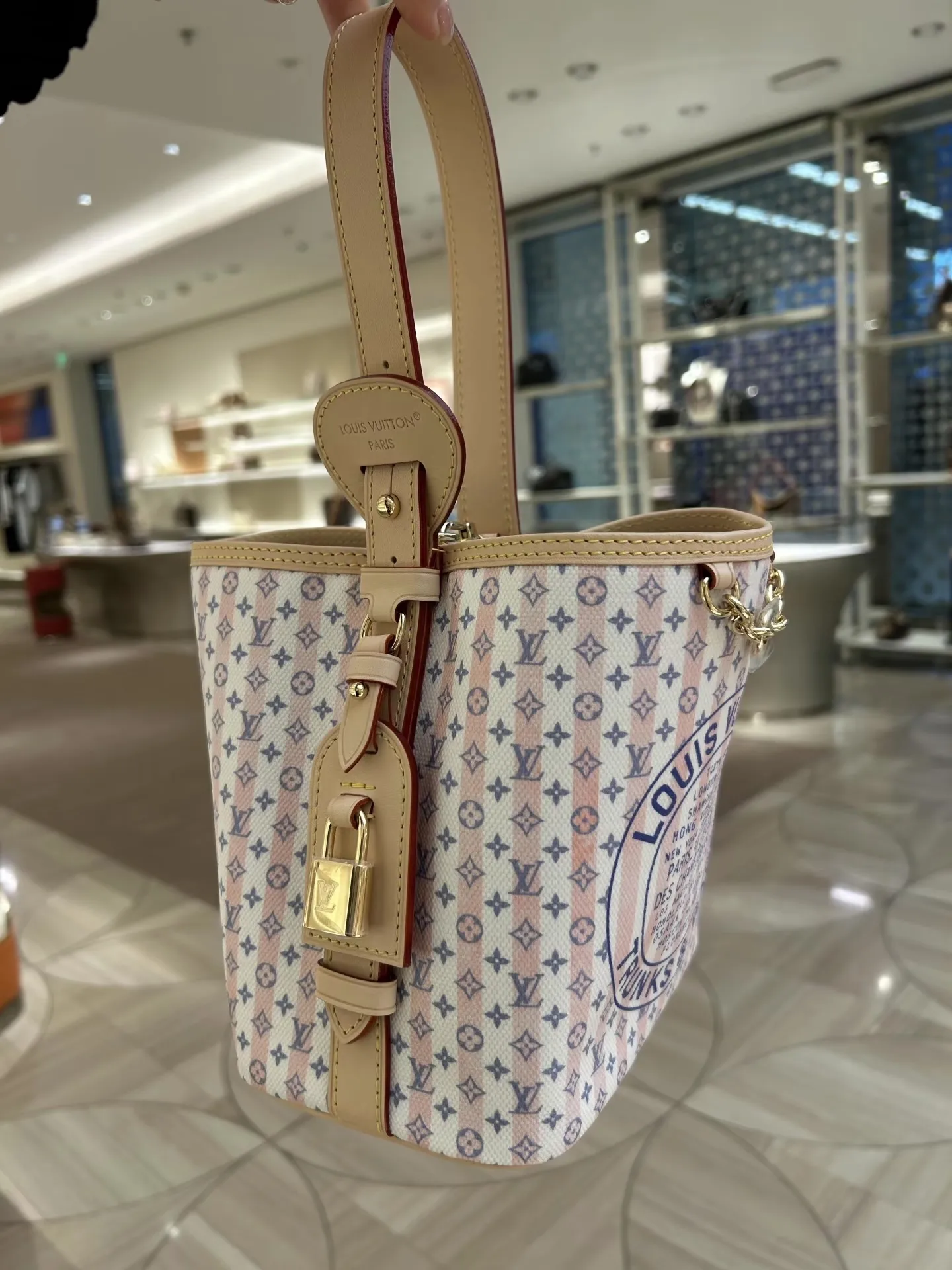 Monogram Multicolore AllinBB Bucket Bag D34018314 — view 5